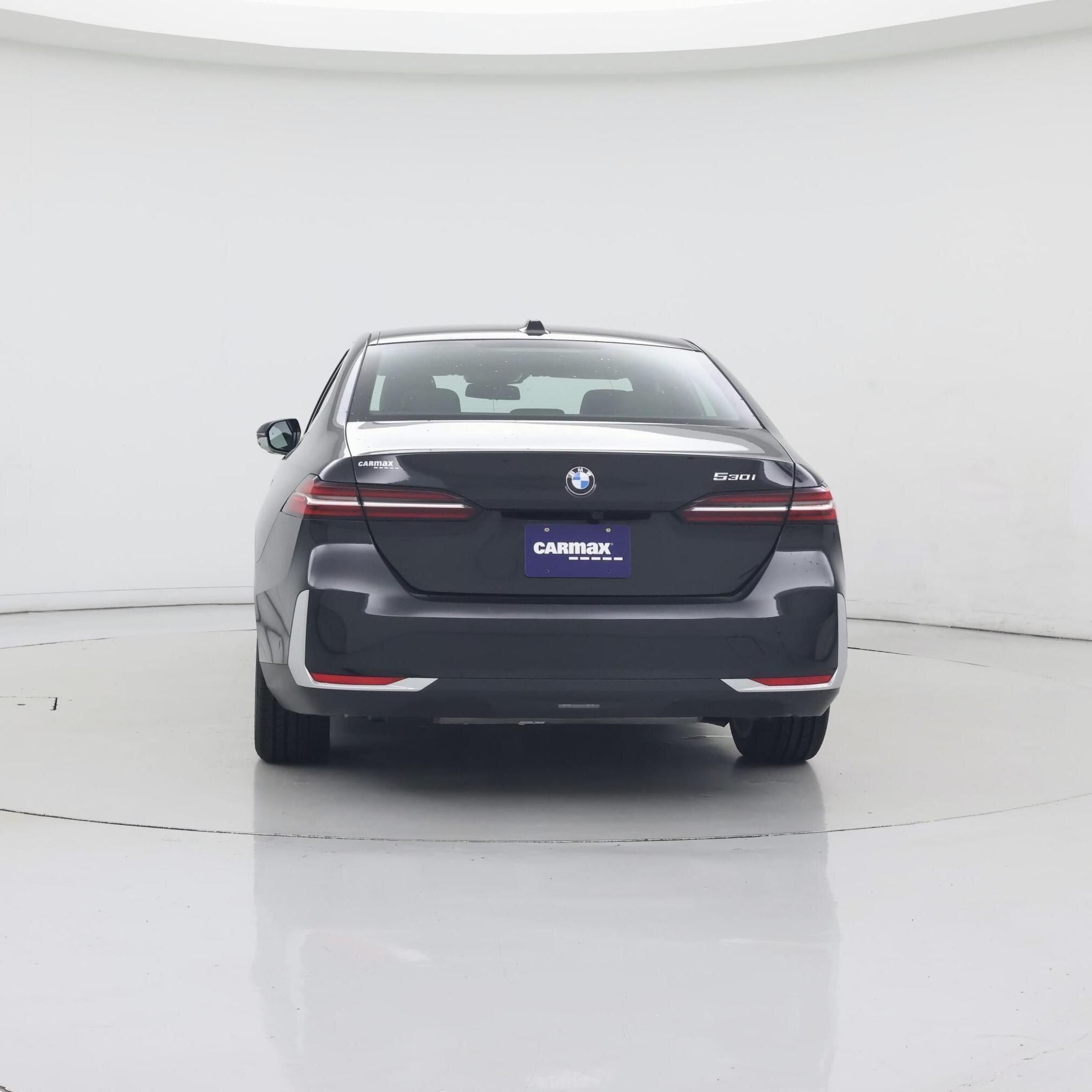 Thumbnail: 2025 BMW 5 Series - 6