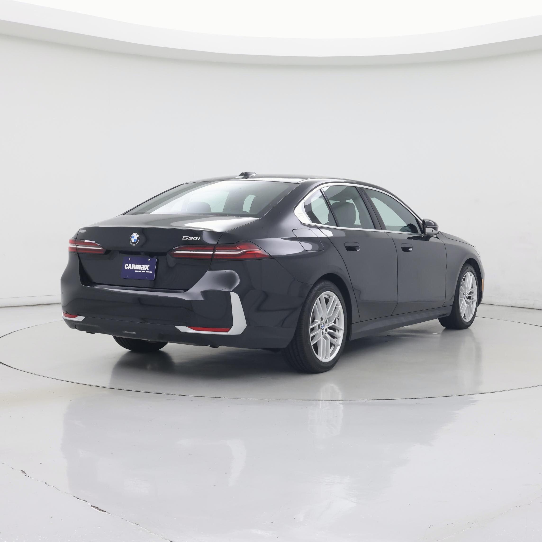 Thumbnail: 2025 BMW 5 Series - 8