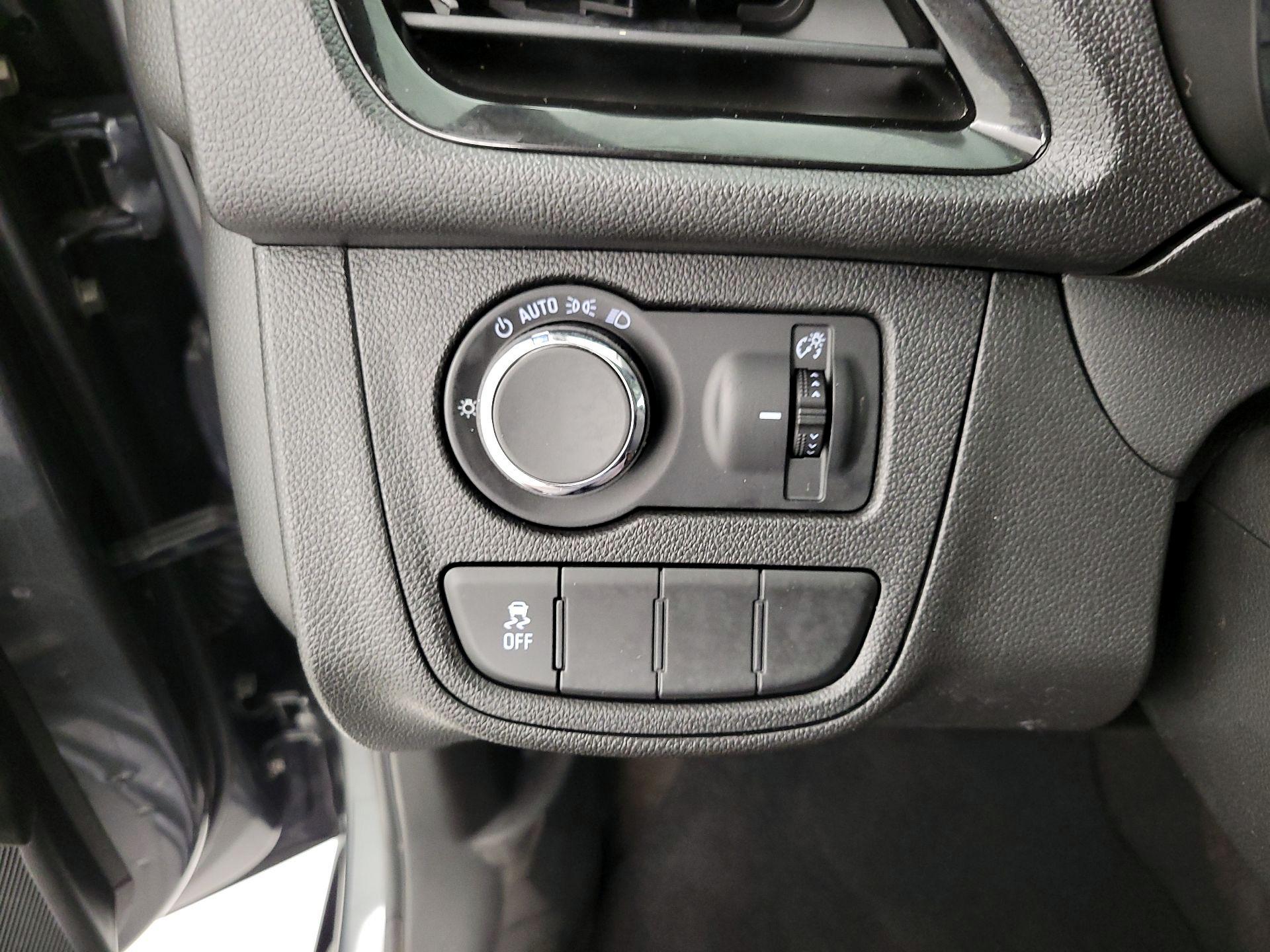 Thumbnail: 2017 Chevrolet Spark - 13