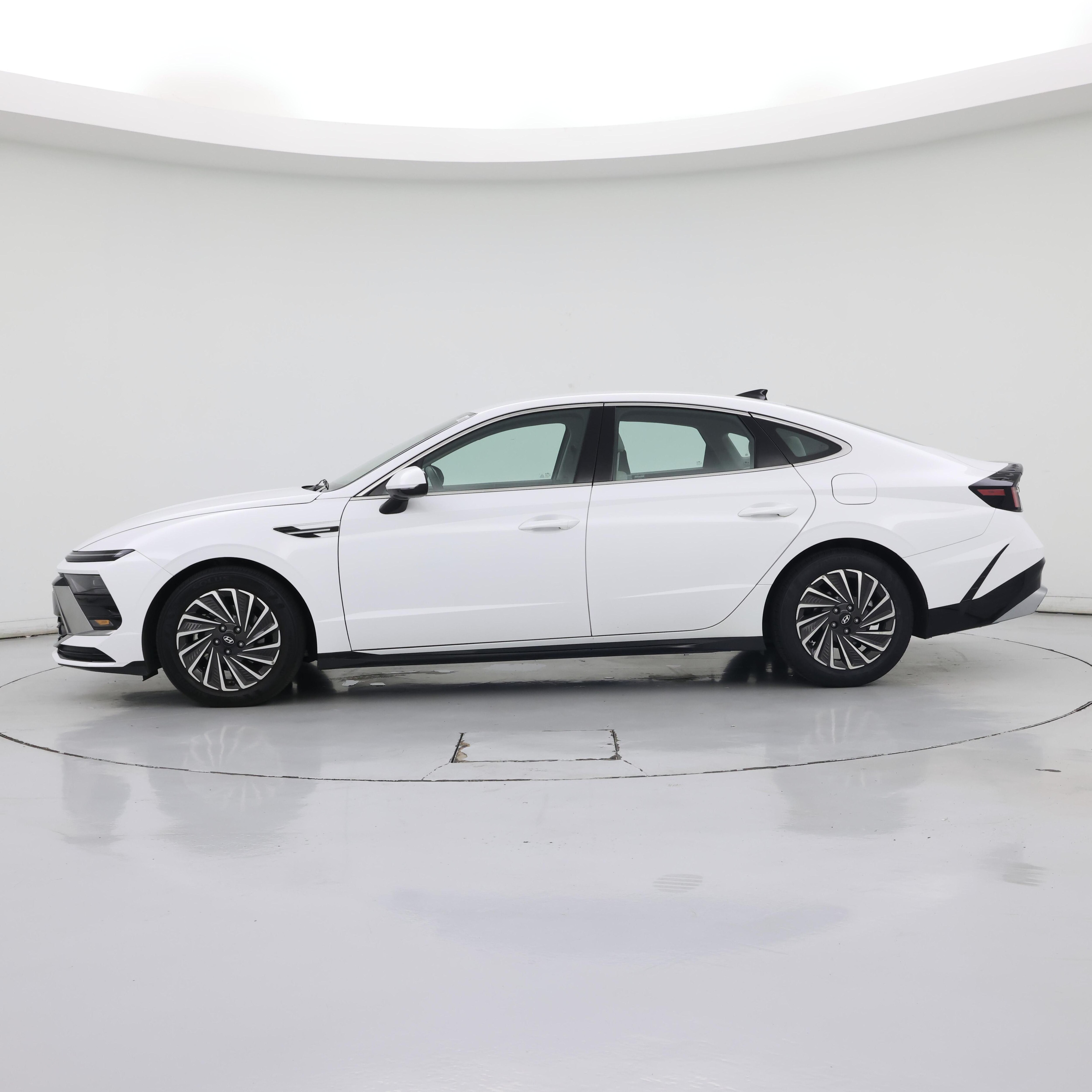 Thumbnail: 2025 Hyundai Sonata - 3