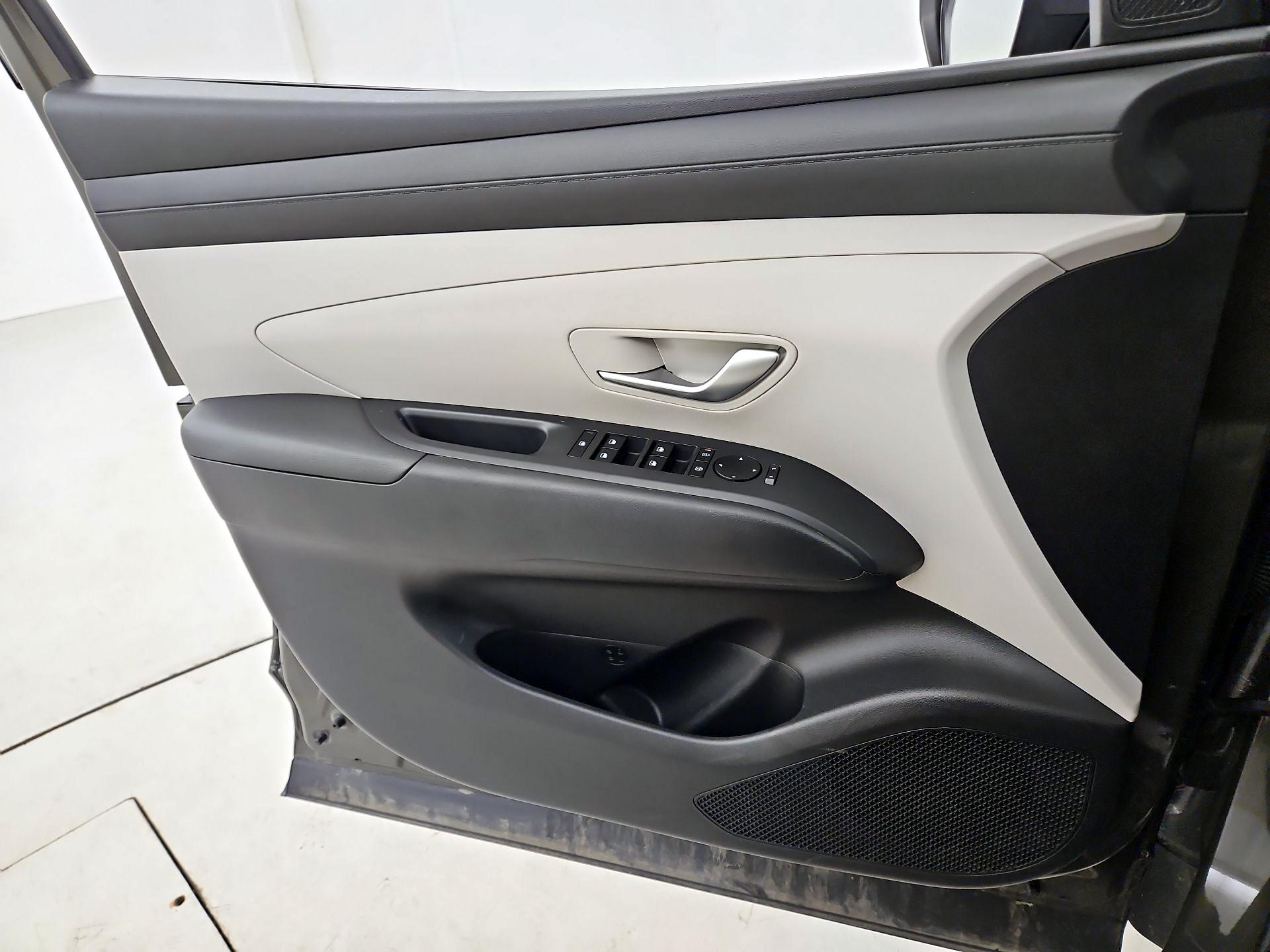 Thumbnail: 2025 Hyundai Tucson - 12