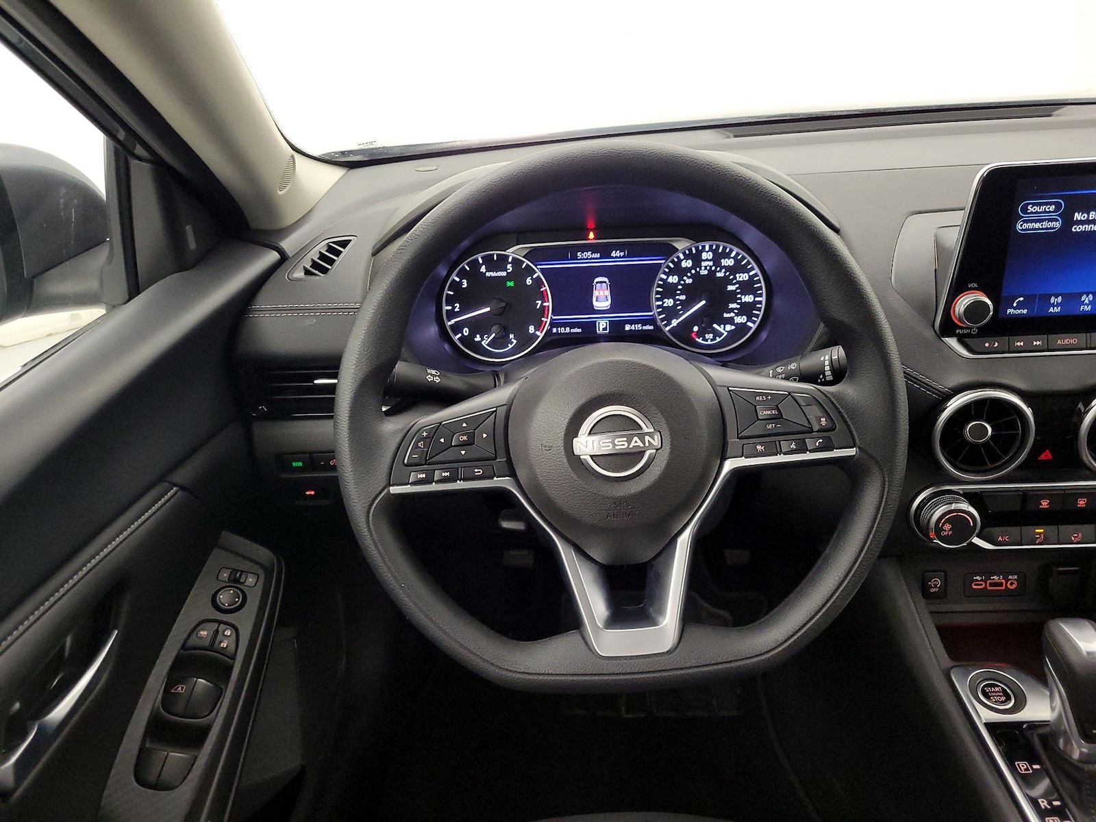 2025 Nissan Sentra SV - Photo 11