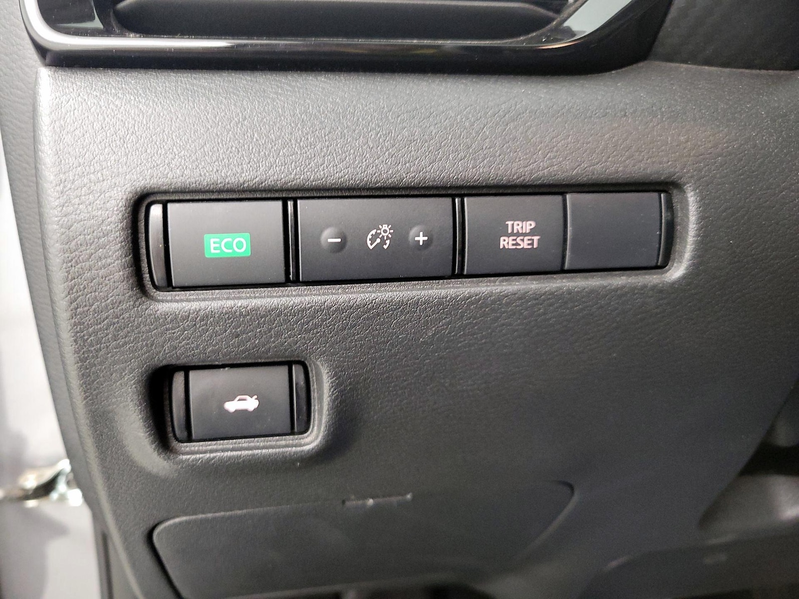 2025 Nissan Sentra SV - Photo 14