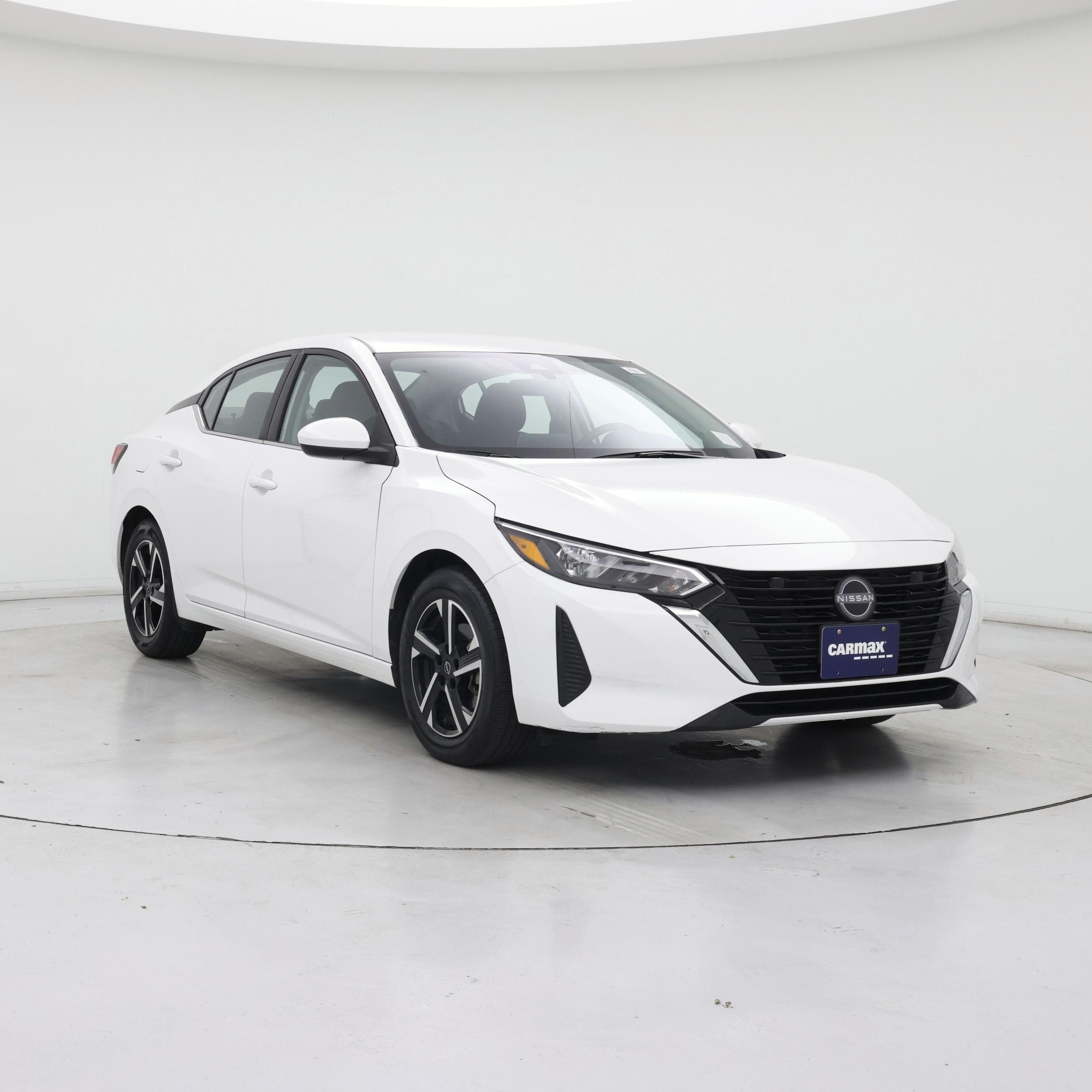 White 2025 Nissan Sentra Sedan Front-Wheel Drive Automatic
