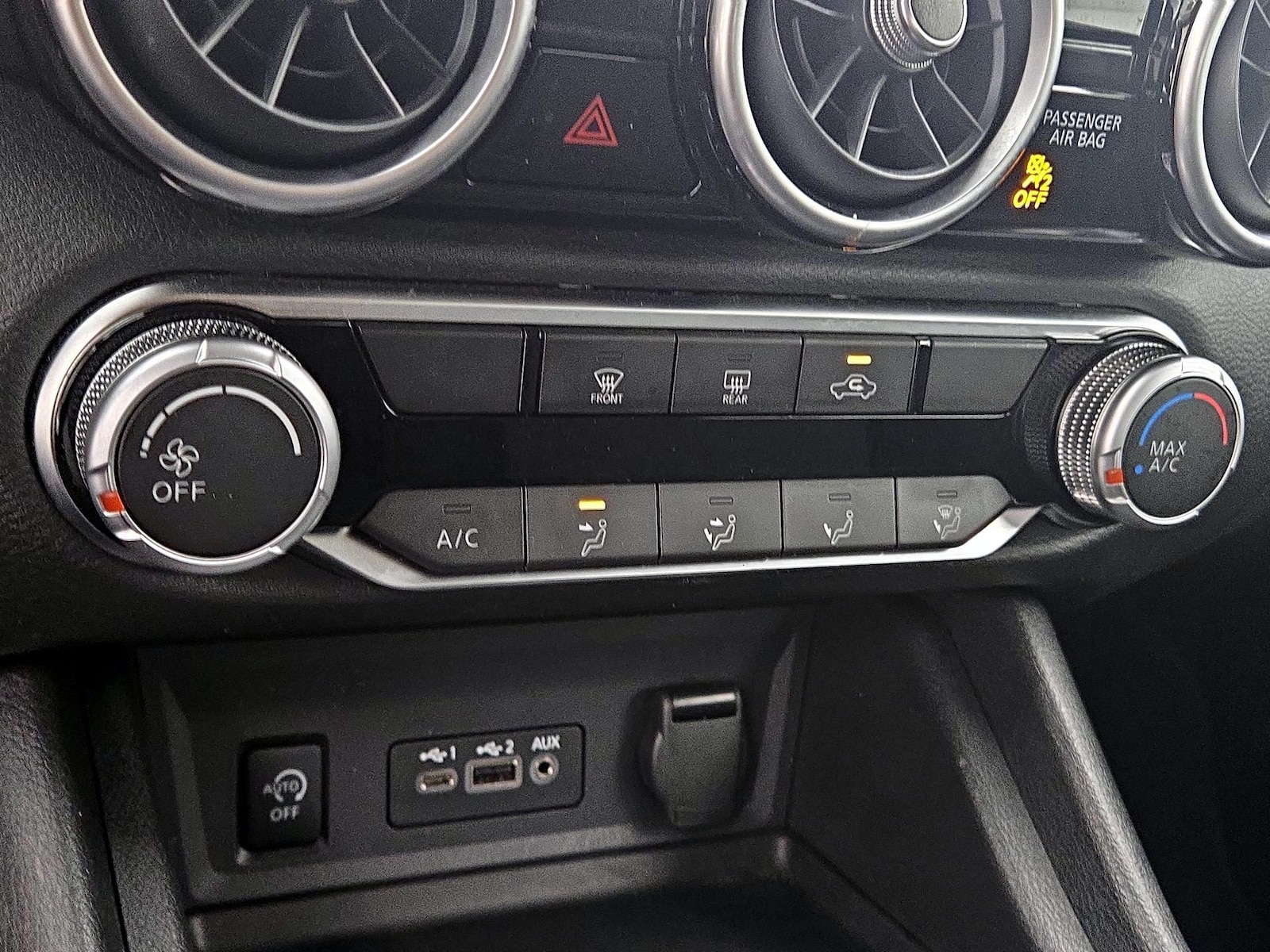 2025 Nissan Sentra SV - Photo 16