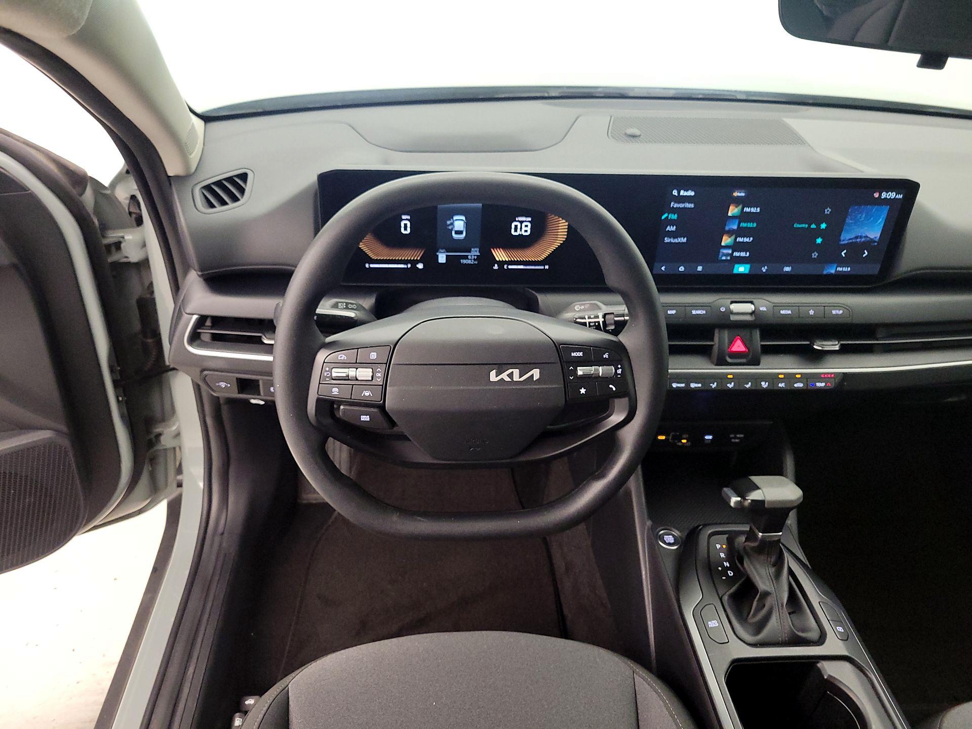 Thumbnail: 2025 Kia K4 - 10