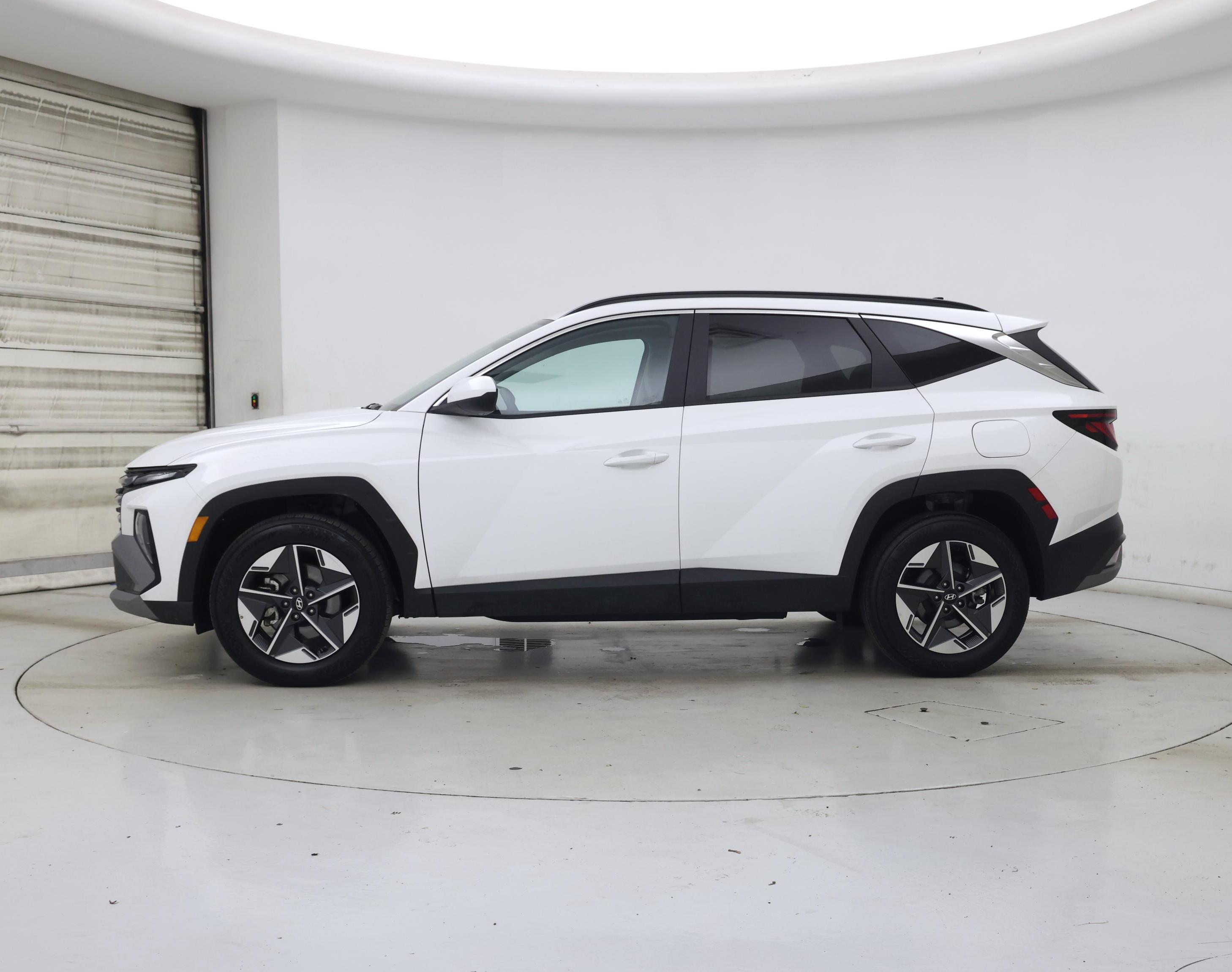 Thumbnail: 2025 Hyundai Tucson - 3