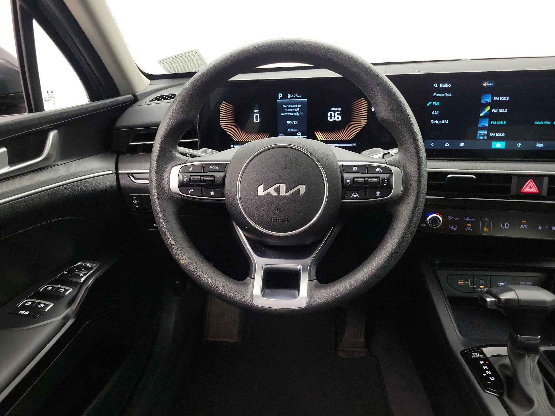 Thumbnail: 2025 Kia K5 - 10