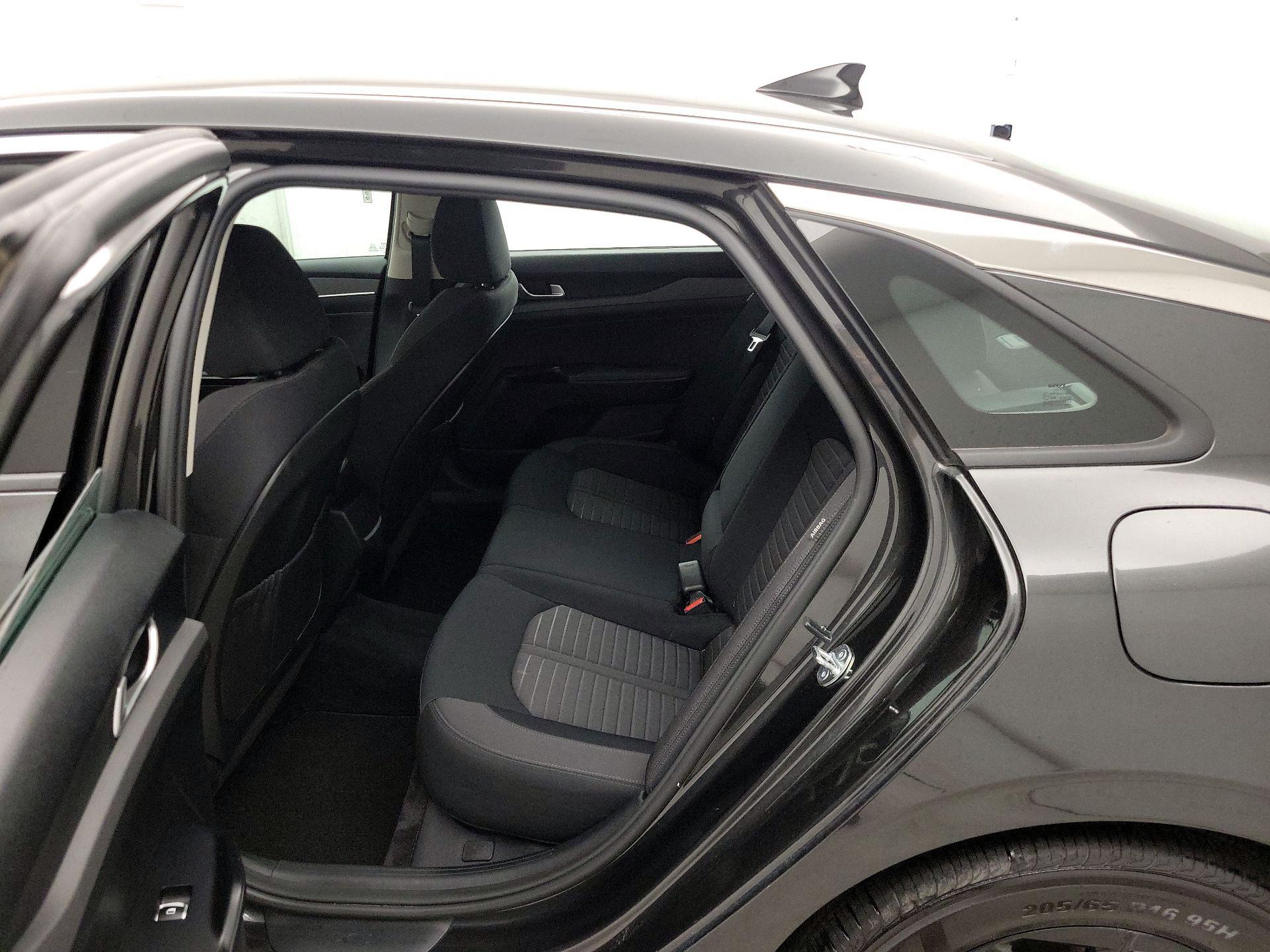 Thumbnail: 2025 Kia K5 - 19