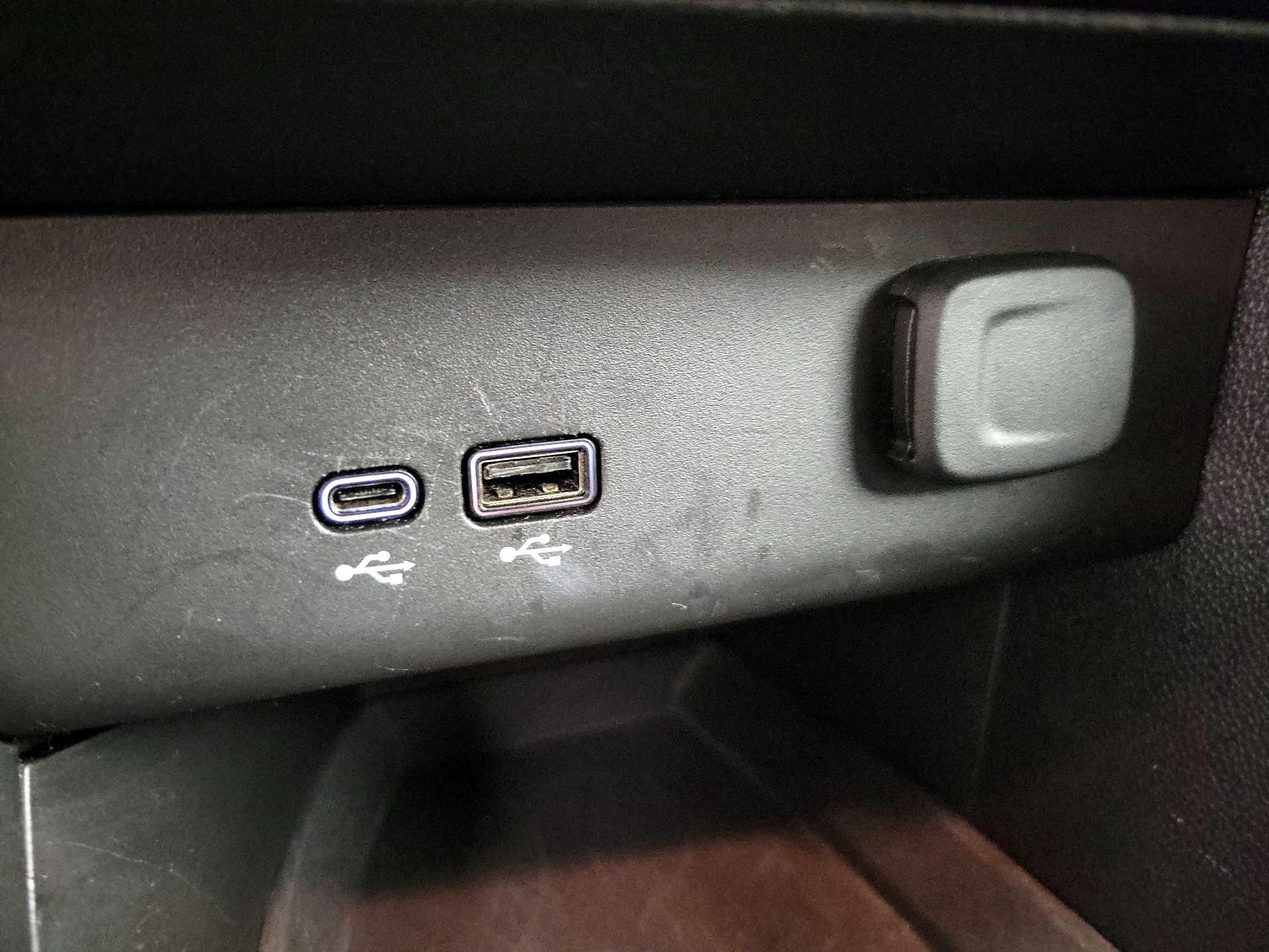 Thumbnail: 2025 Buick Encore GX - 18