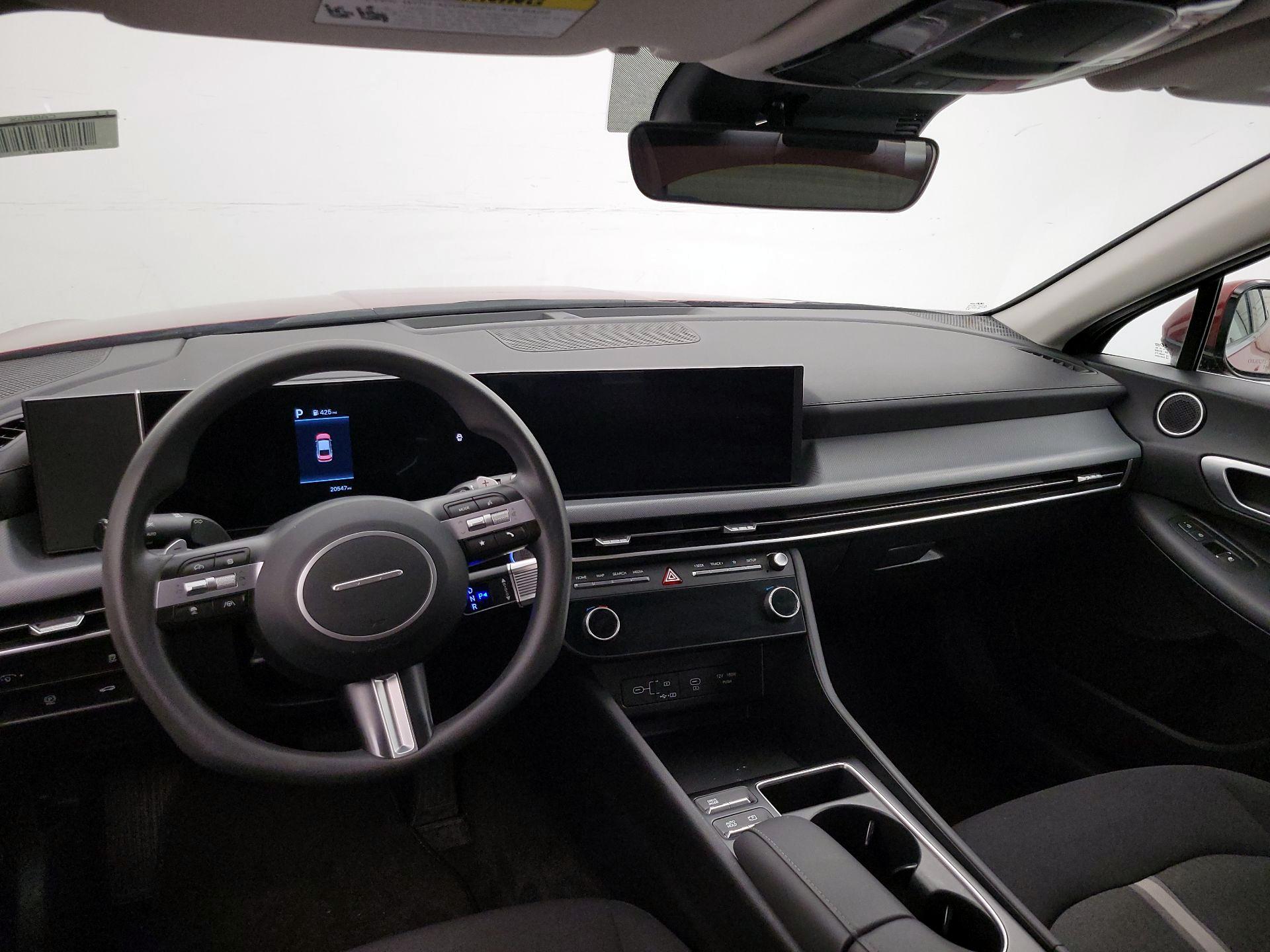 Thumbnail: 2025 Hyundai Sonata - 9