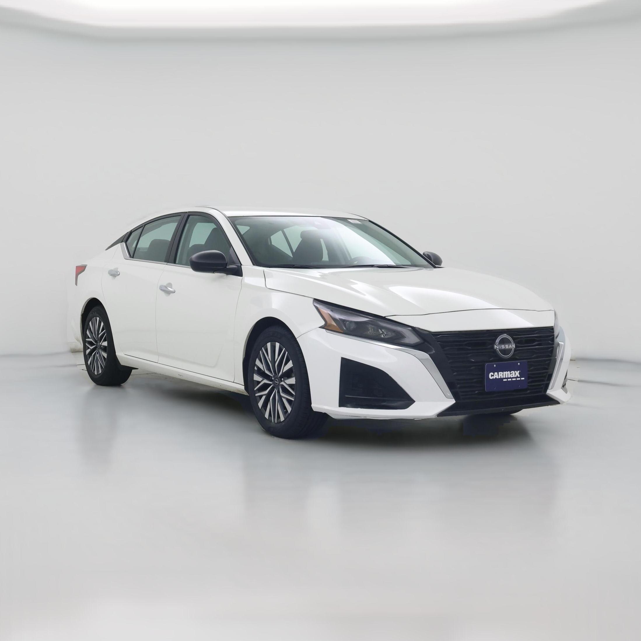 Thumbnail: 2025 Nissan Altima - 1
