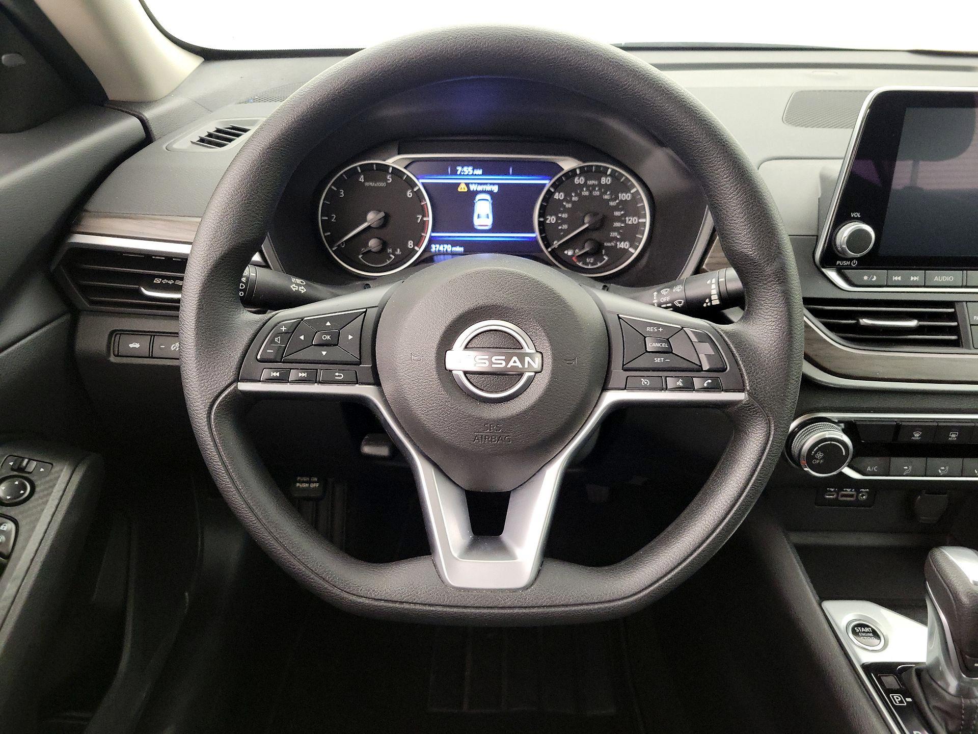 Thumbnail: 2025 Nissan Altima - 10
