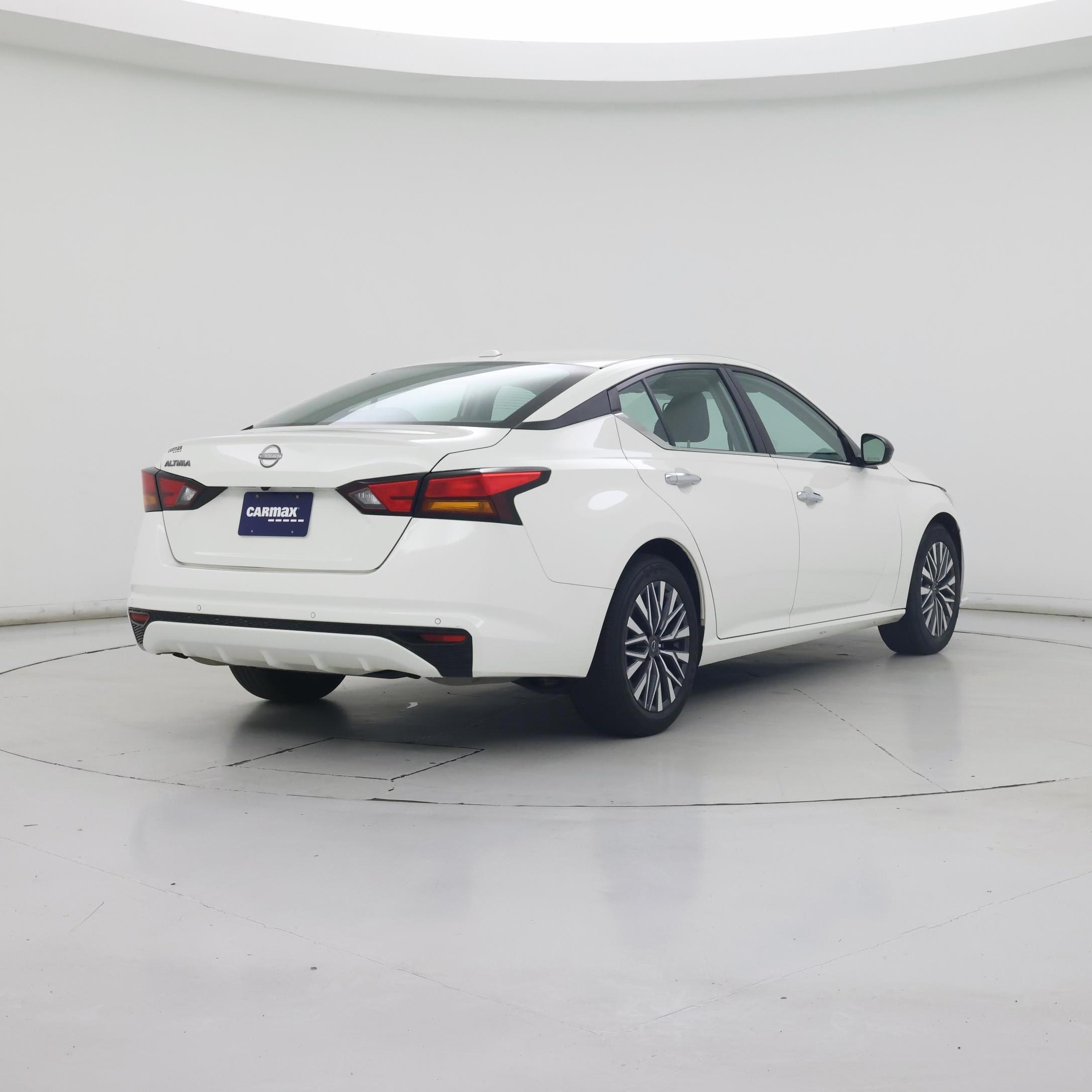 Thumbnail: 2025 Nissan Altima - 8