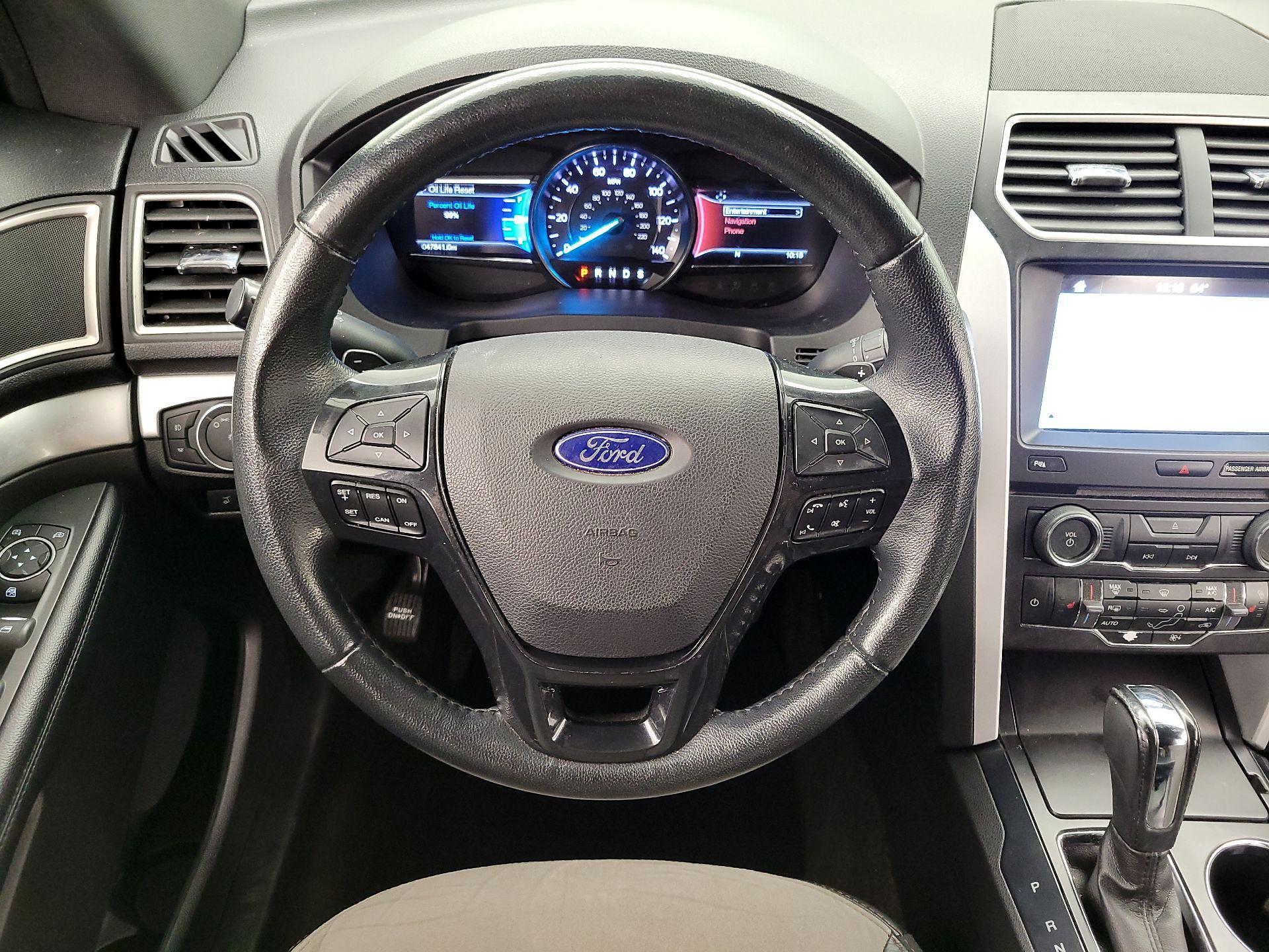 Thumbnail: 2017 Ford Explorer - 10
