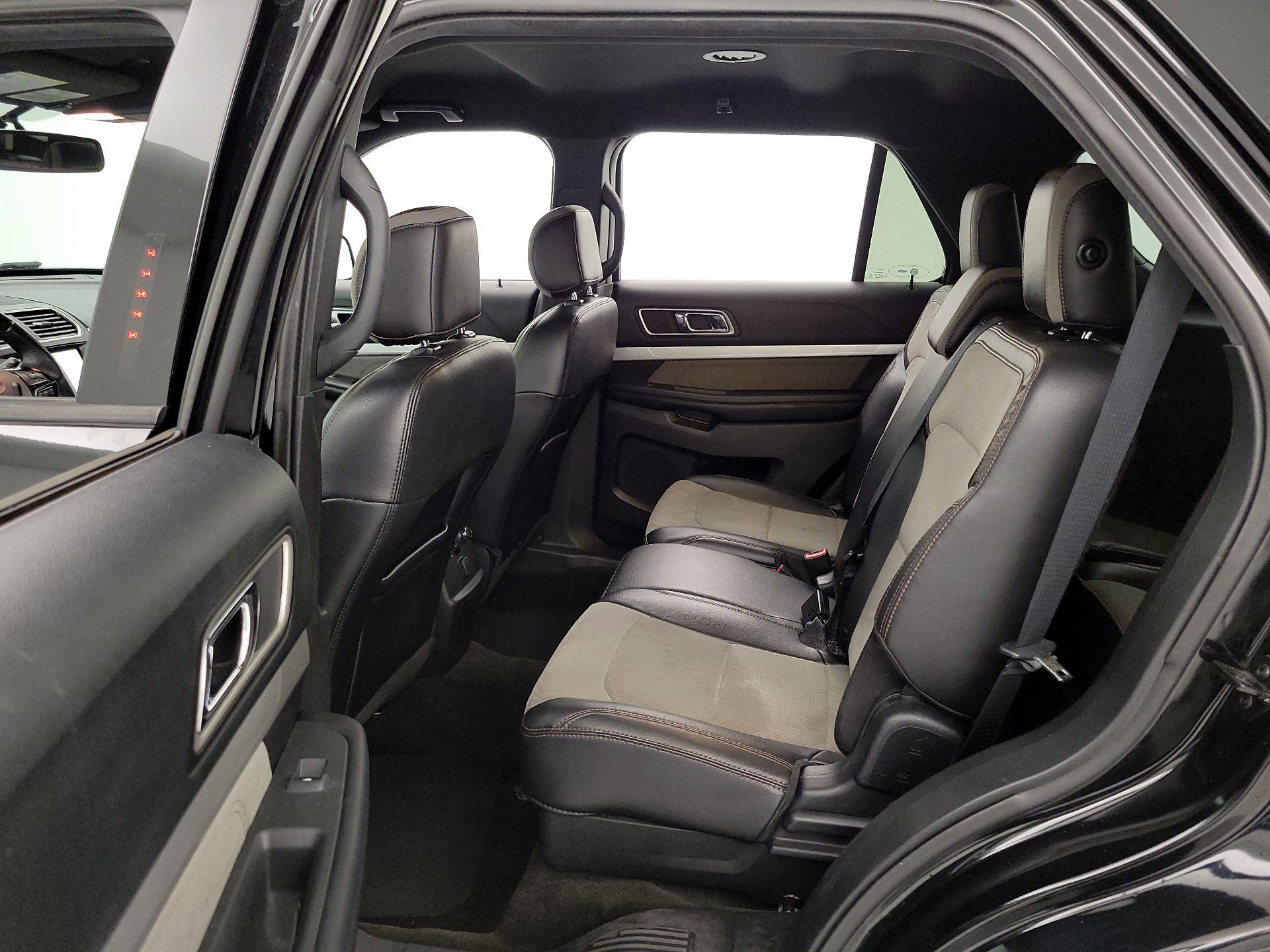 Thumbnail: 2017 Ford Explorer - 20