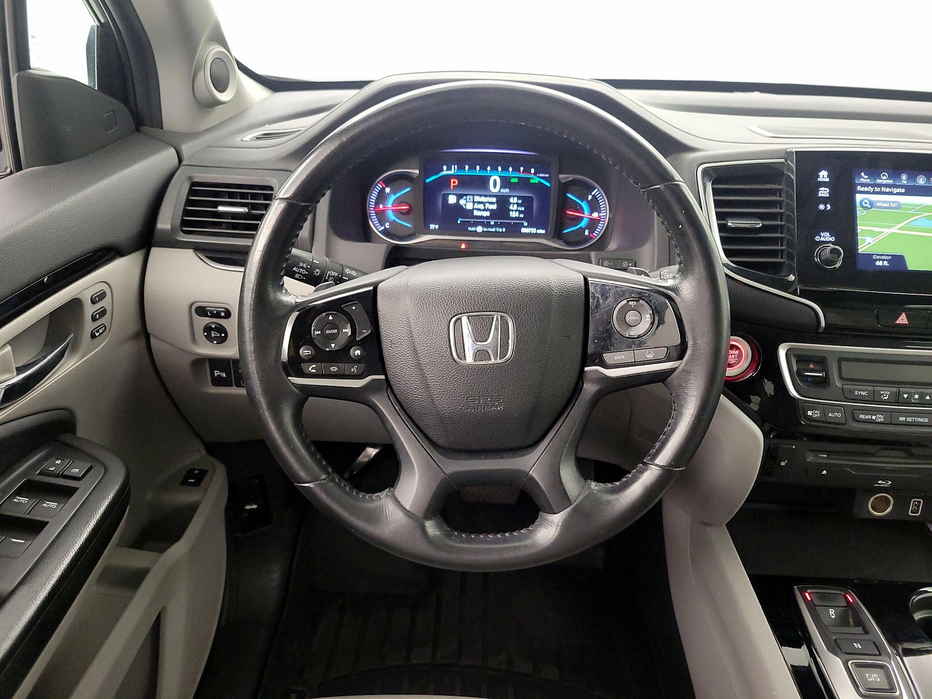 Thumbnail: 2019 Honda Pilot - 10