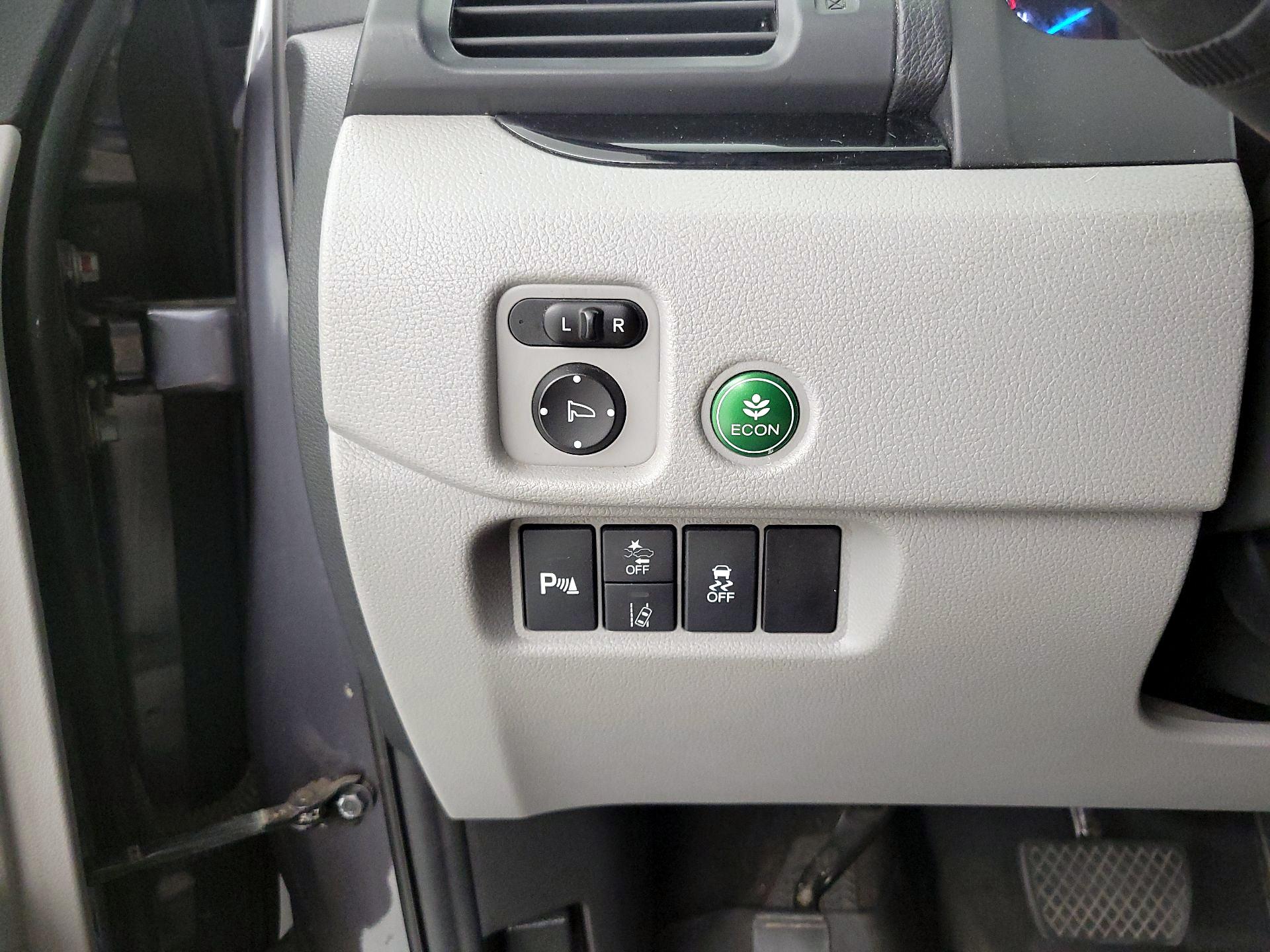 Thumbnail: 2019 Honda Pilot - 13