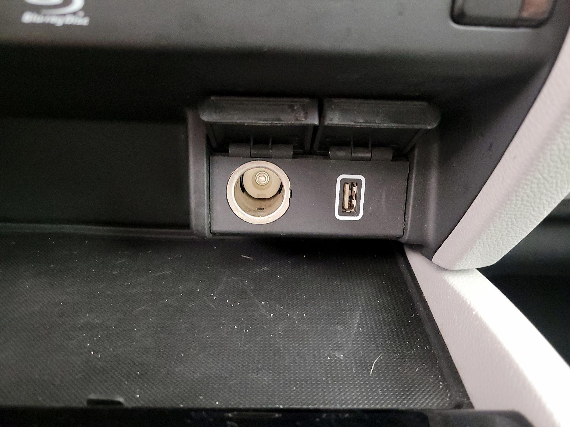 Thumbnail: 2019 Honda Pilot - 19