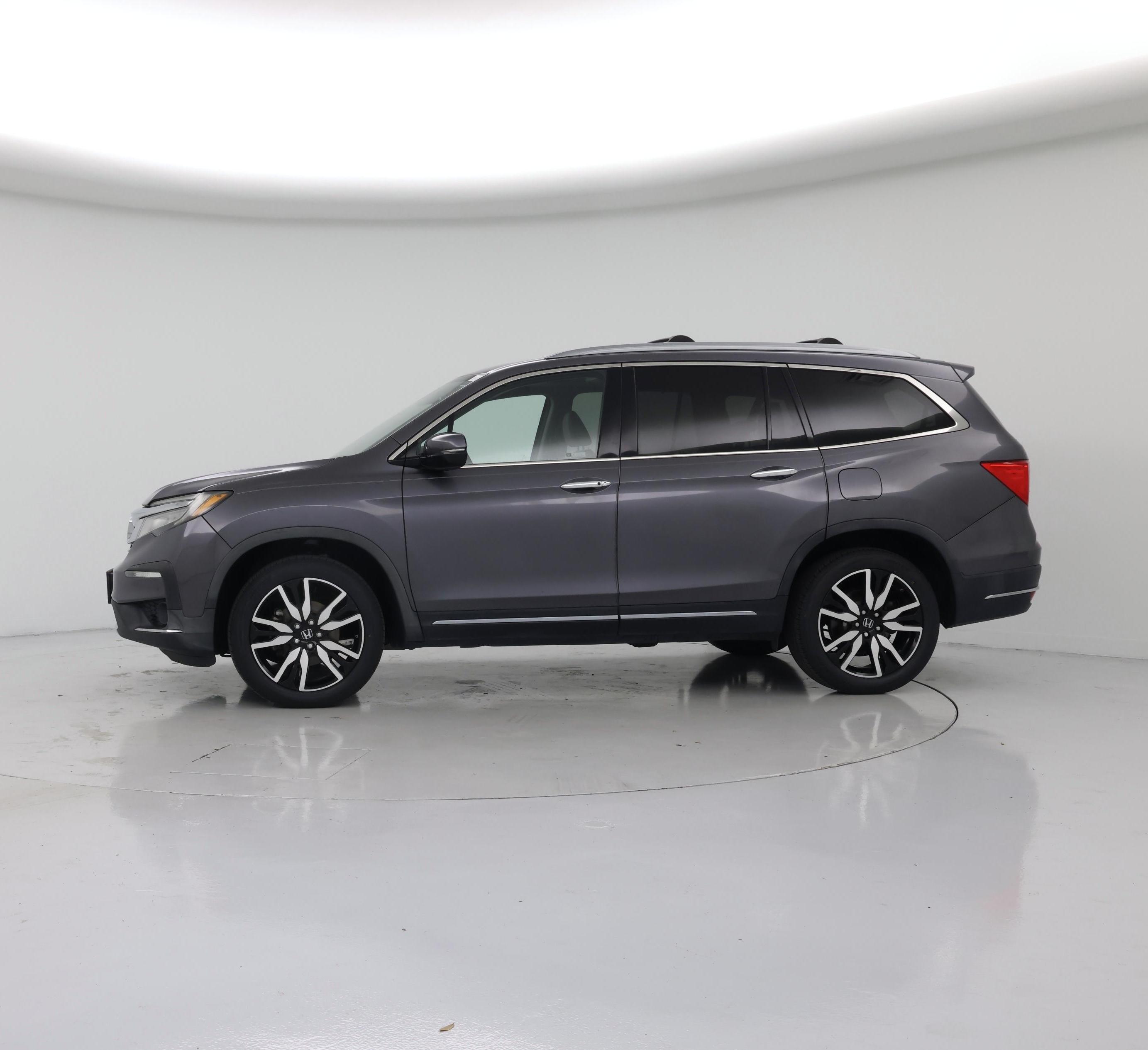Thumbnail: 2019 Honda Pilot - 3