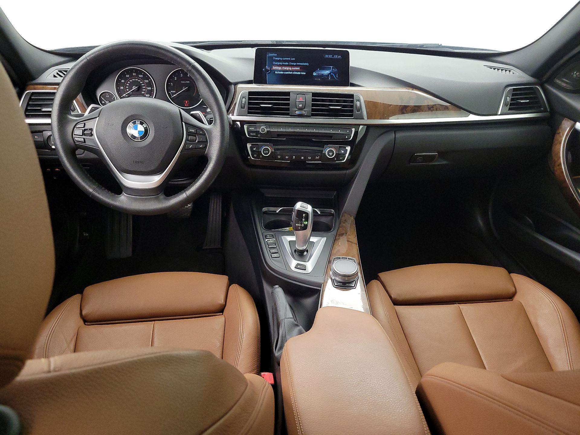 Thumbnail: 2017 BMW 3 Series - 9