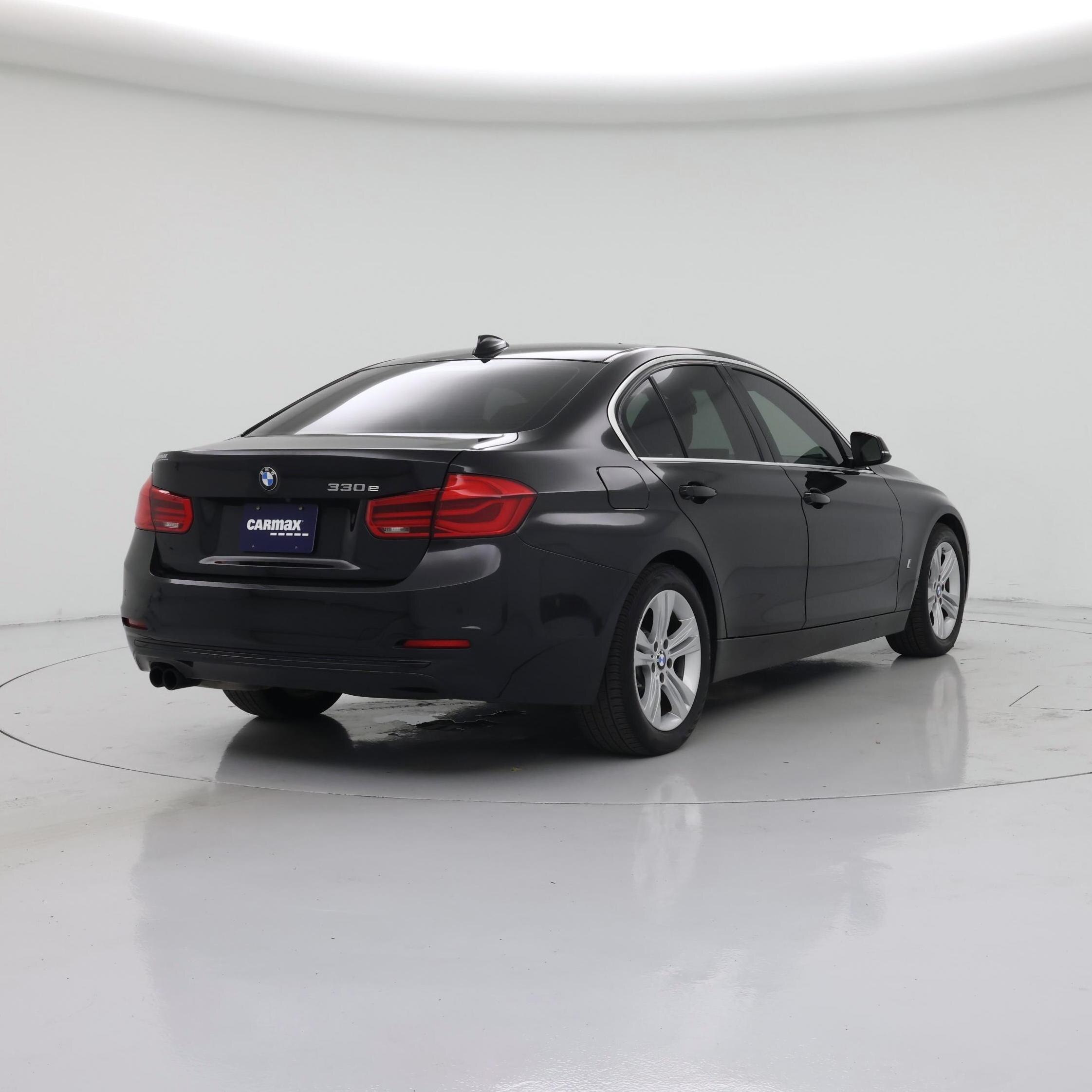 Thumbnail: 2017 BMW 3 Series - 8