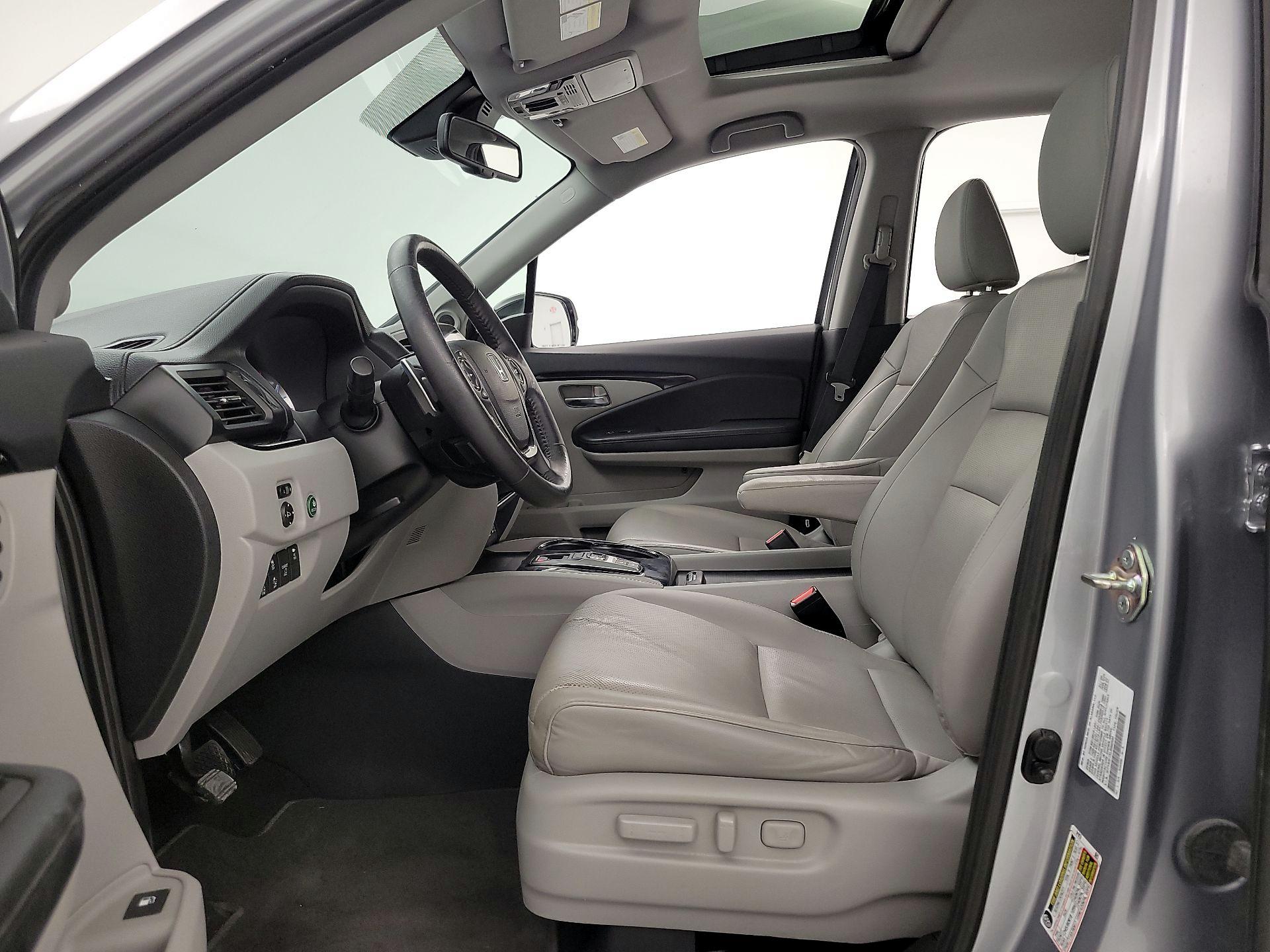 Thumbnail: 2020 Honda Ridgeline - 11
