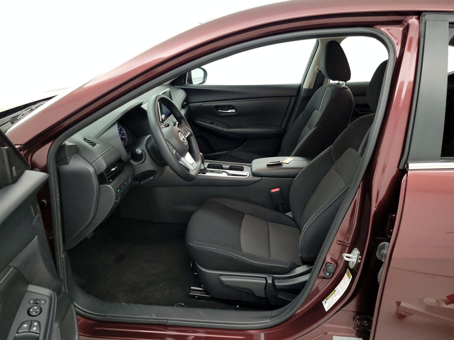 Thumbnail: 2025 Nissan Sentra - 11