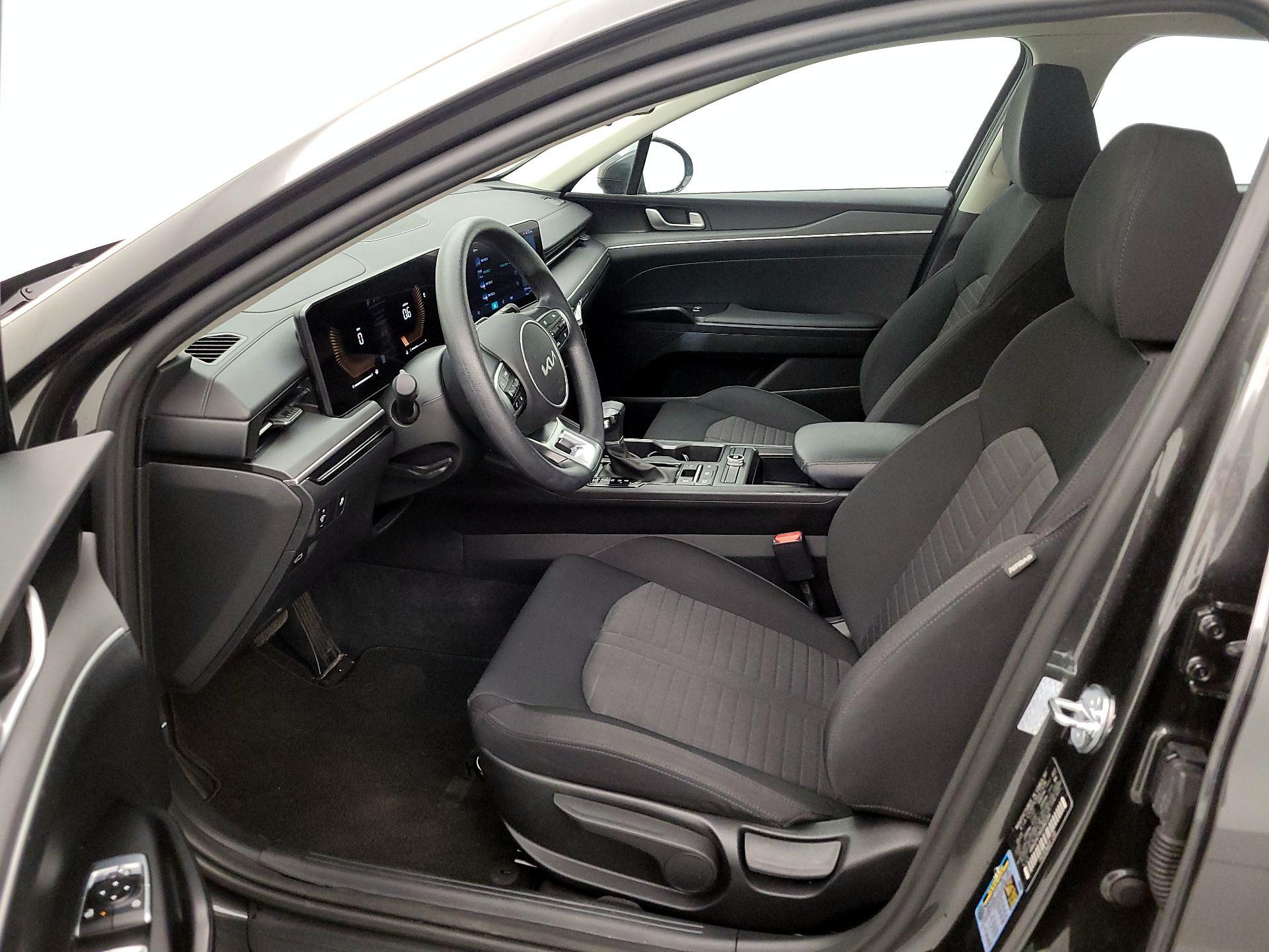 Thumbnail: 2025 Kia K5 - 11