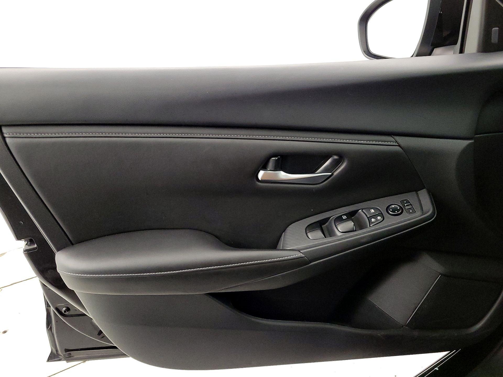 Thumbnail: 2025 Nissan Sentra - 12