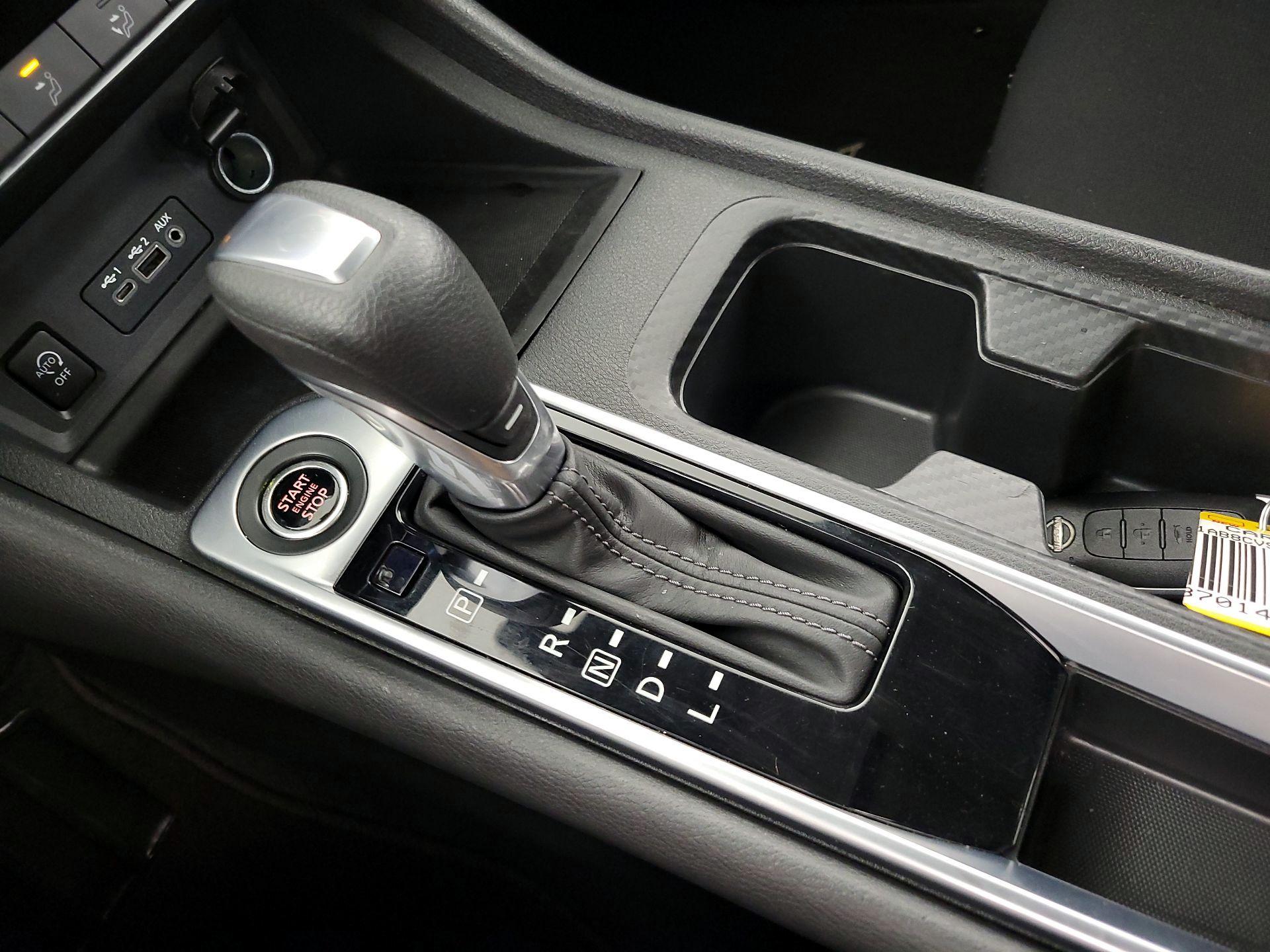 Thumbnail: 2025 Nissan Sentra - 17