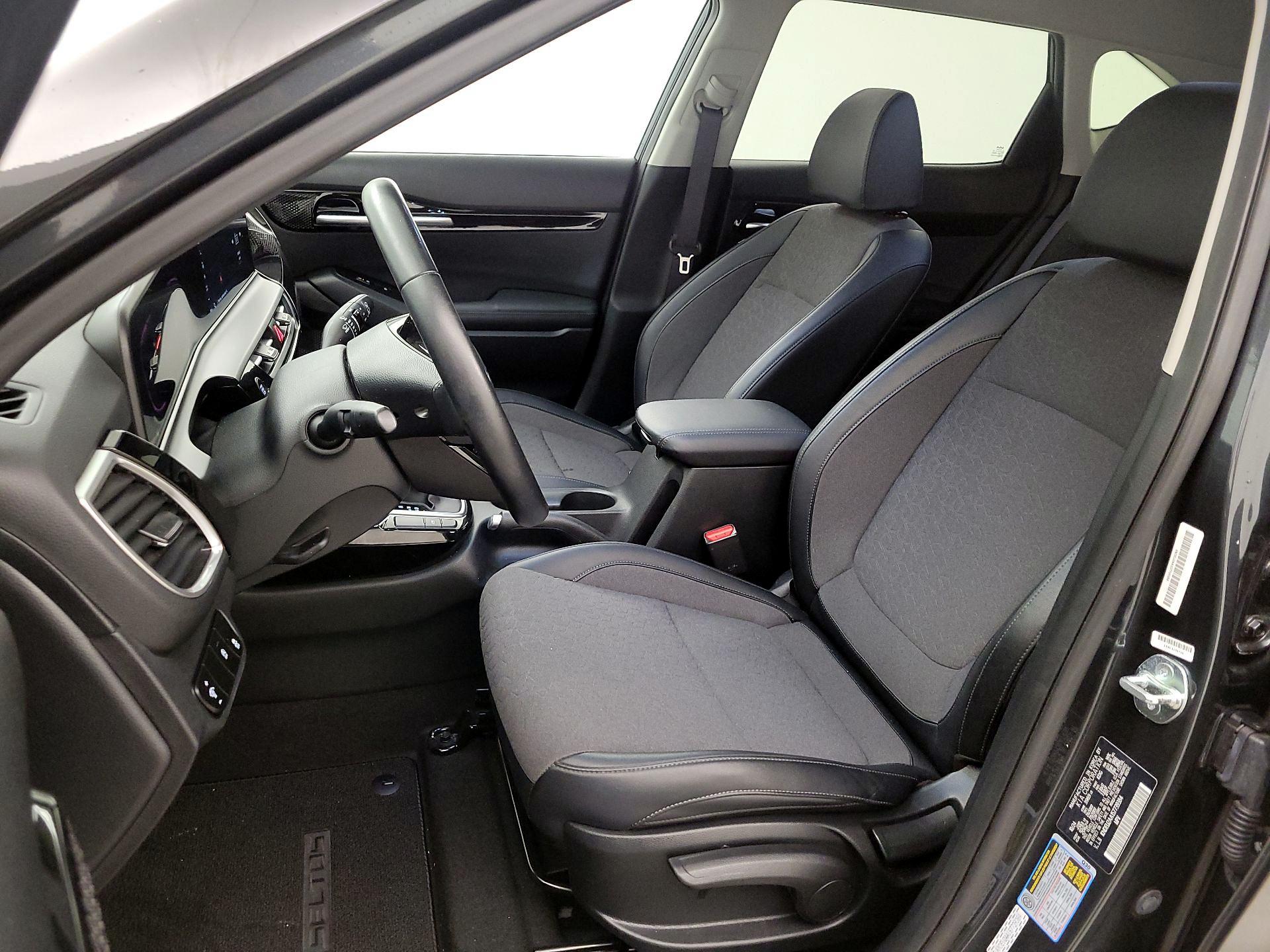 Thumbnail: 2025 Kia Seltos - 11