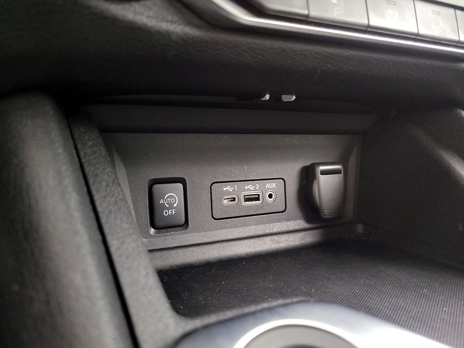 2025 Nissan Sentra SV - Photo 19