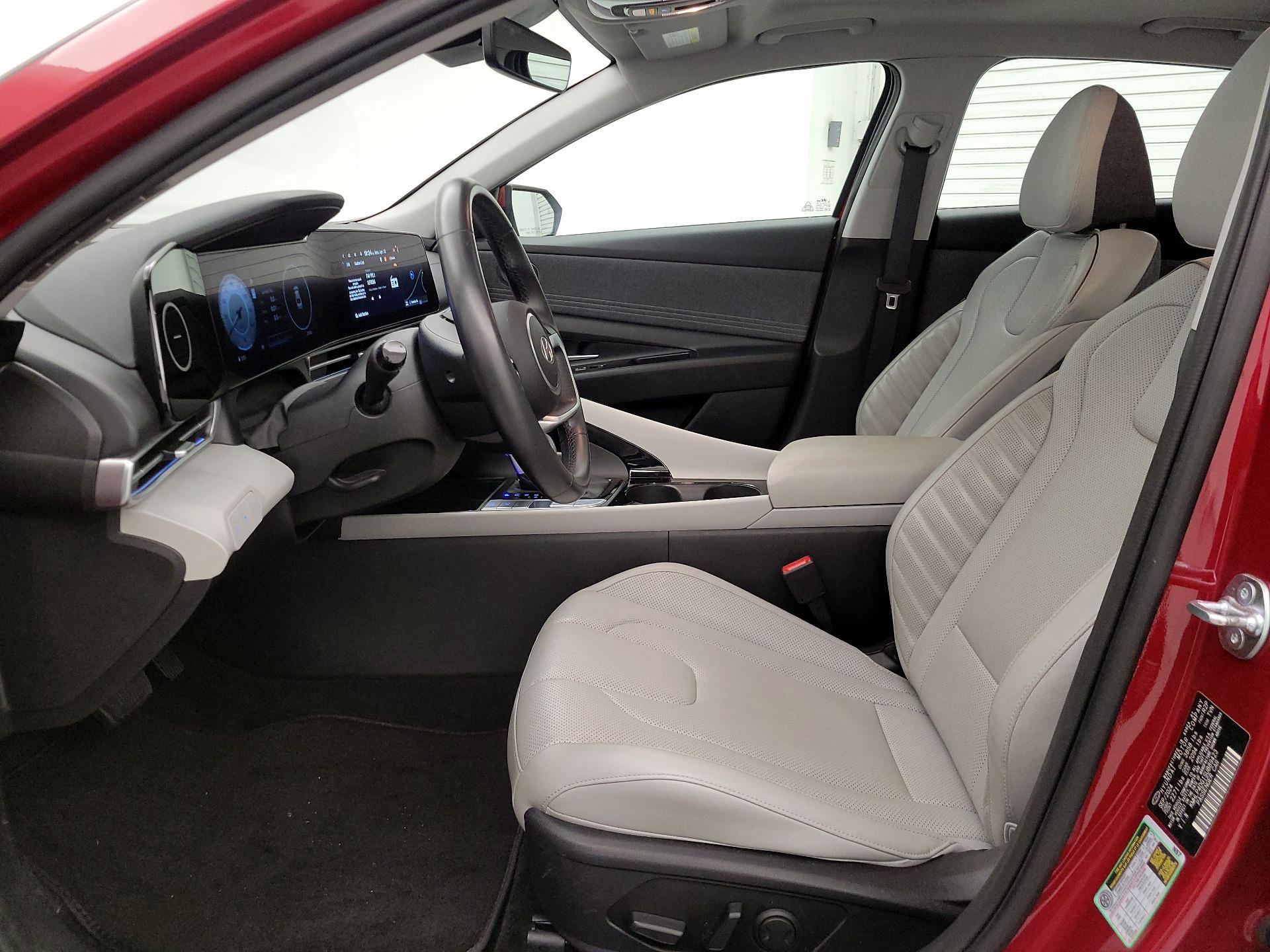 Thumbnail: 2025 Hyundai Elantra - 11