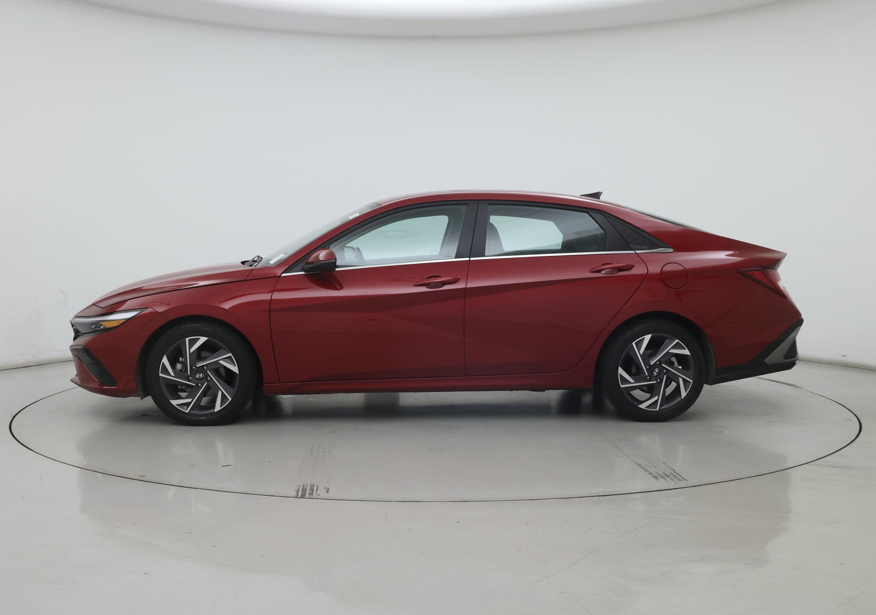 Thumbnail: 2025 Hyundai Elantra - 3
