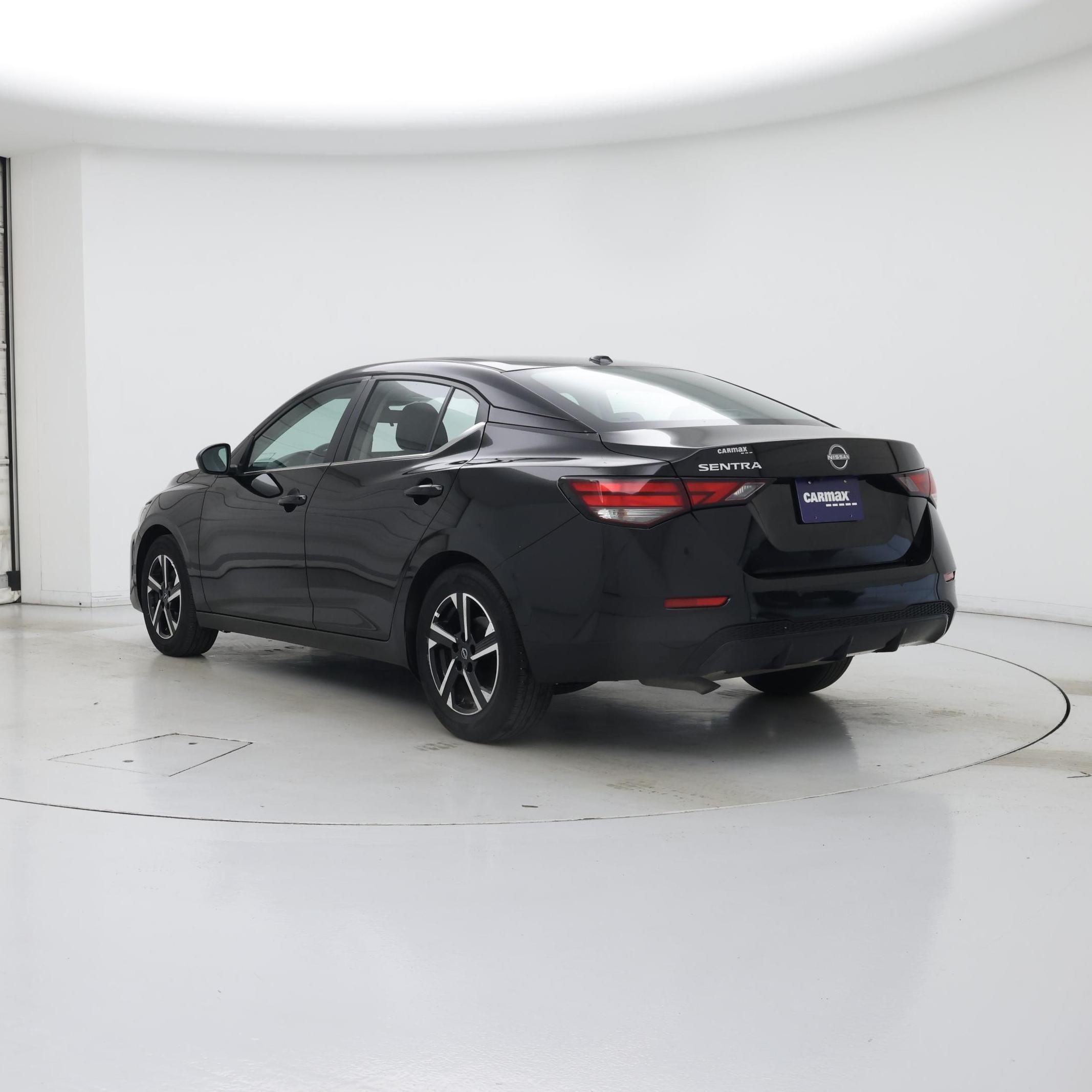Thumbnail: 2025 Nissan Sentra - 2