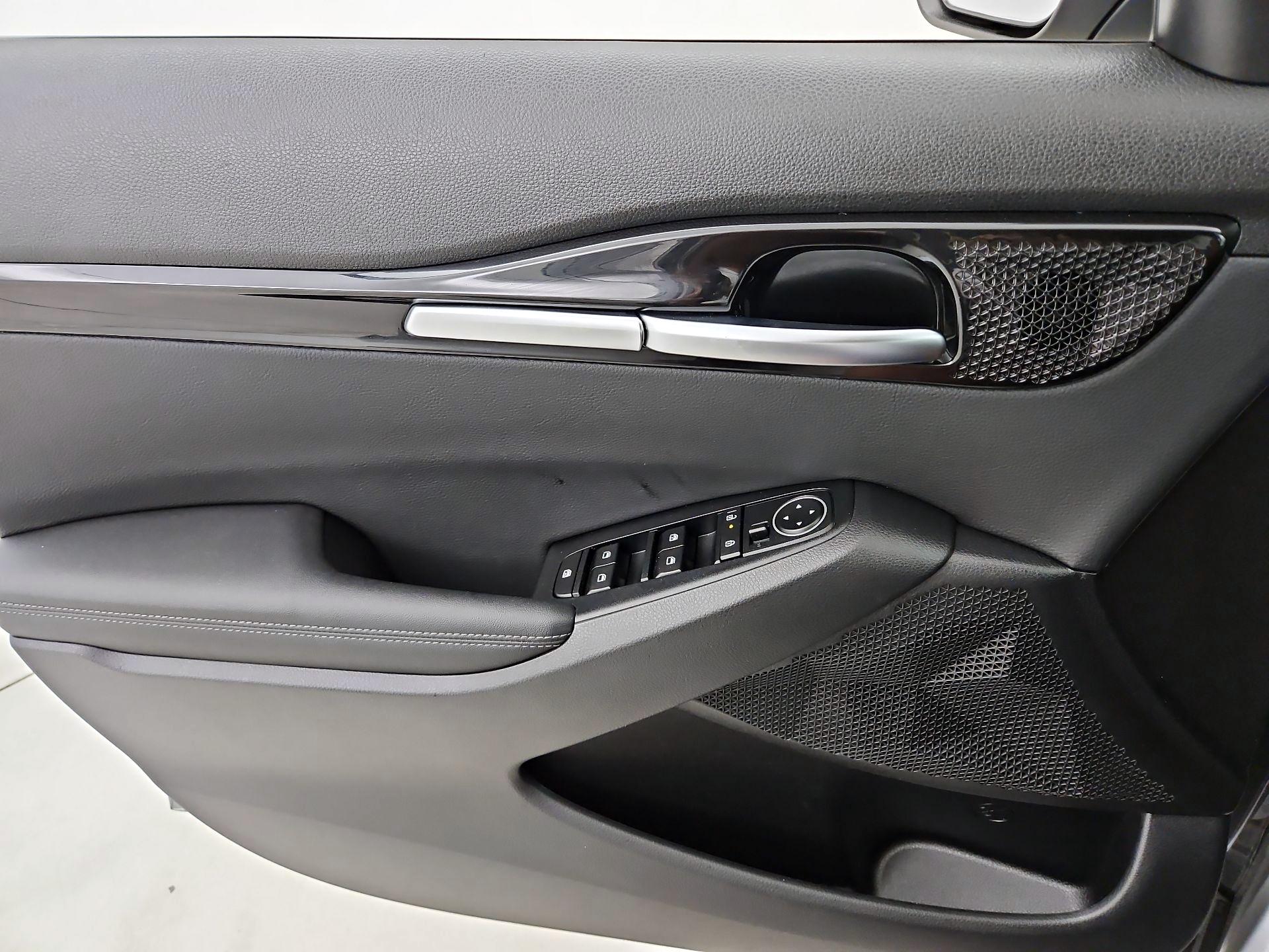 Thumbnail: 2025 Kia Seltos - 12