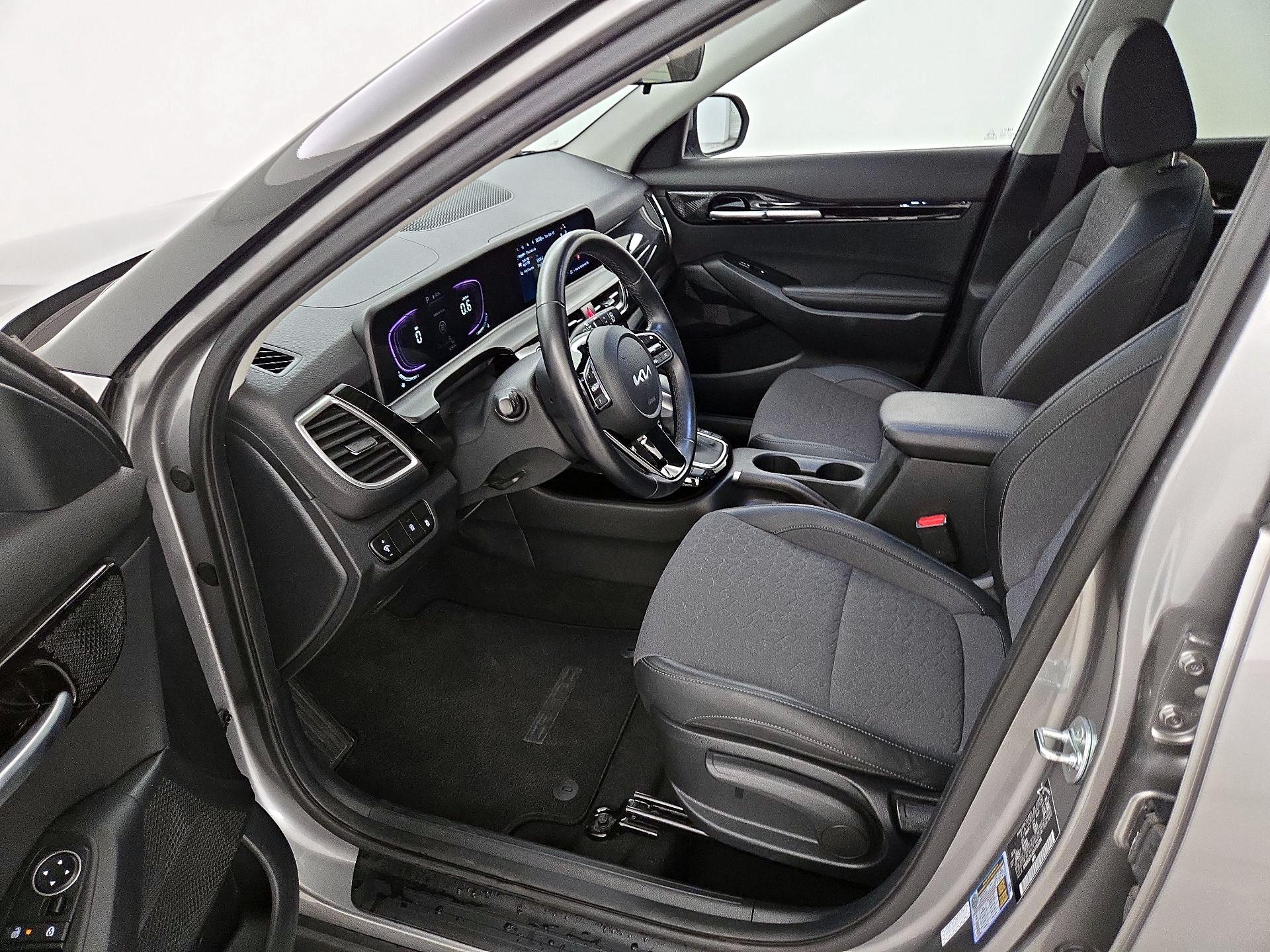 Thumbnail: 2025 Kia Seltos - 11