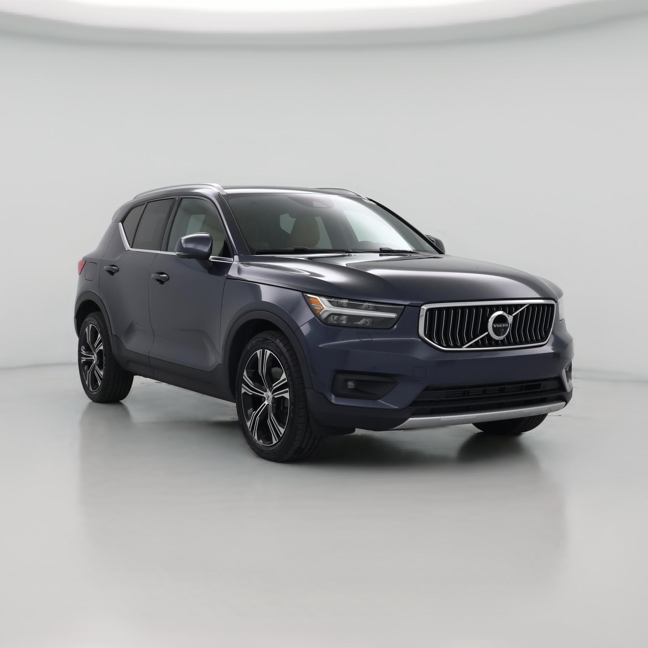 Thumbnail: 2020 Volvo XC40 - 1
