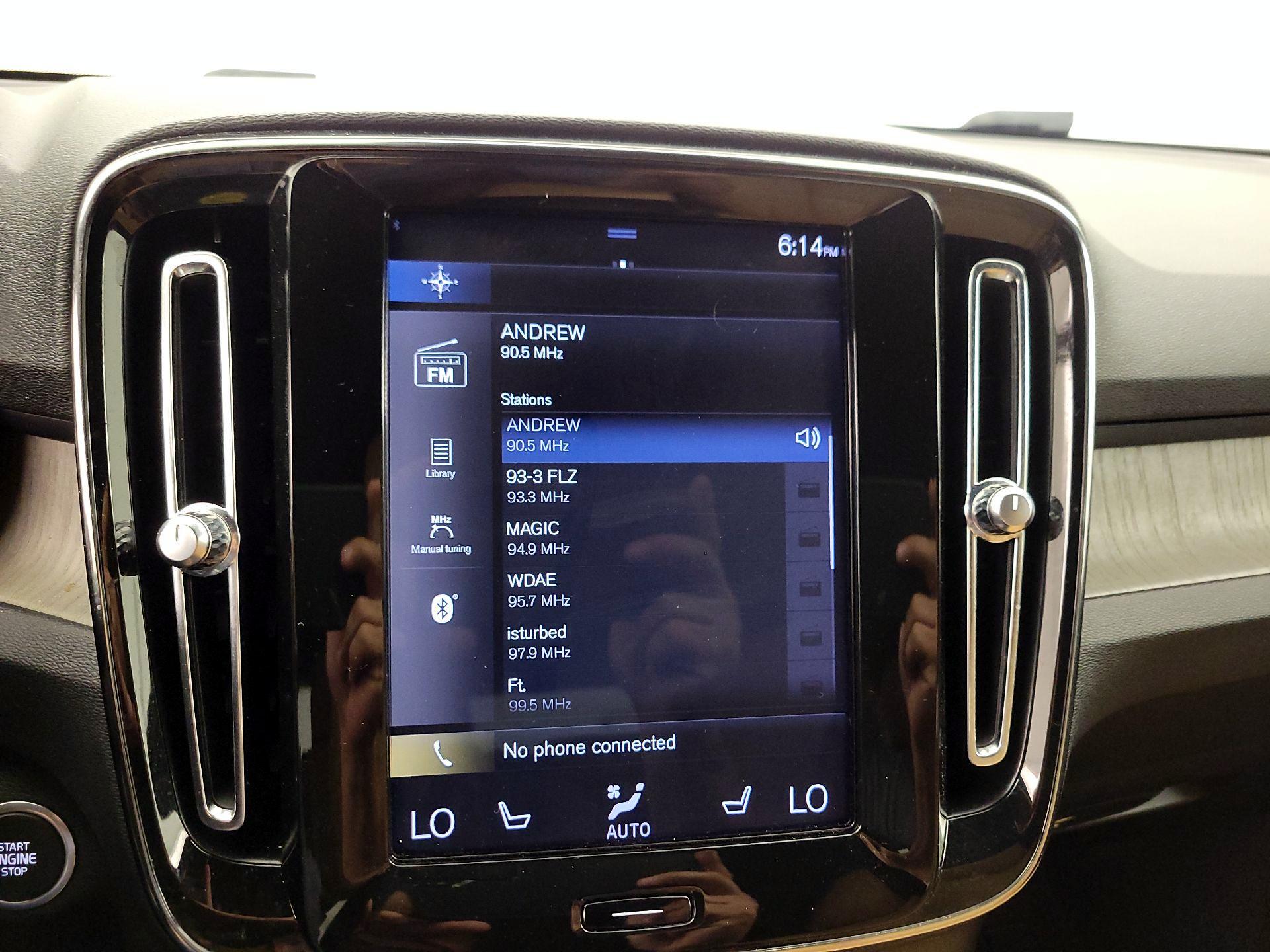 Thumbnail: 2020 Volvo XC40 - 16