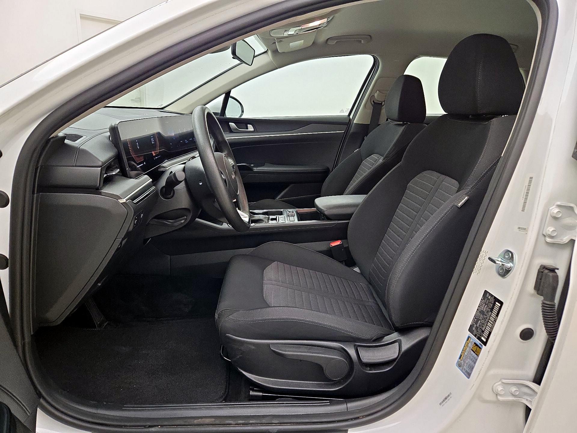 Thumbnail: 2025 Kia K5 - 11