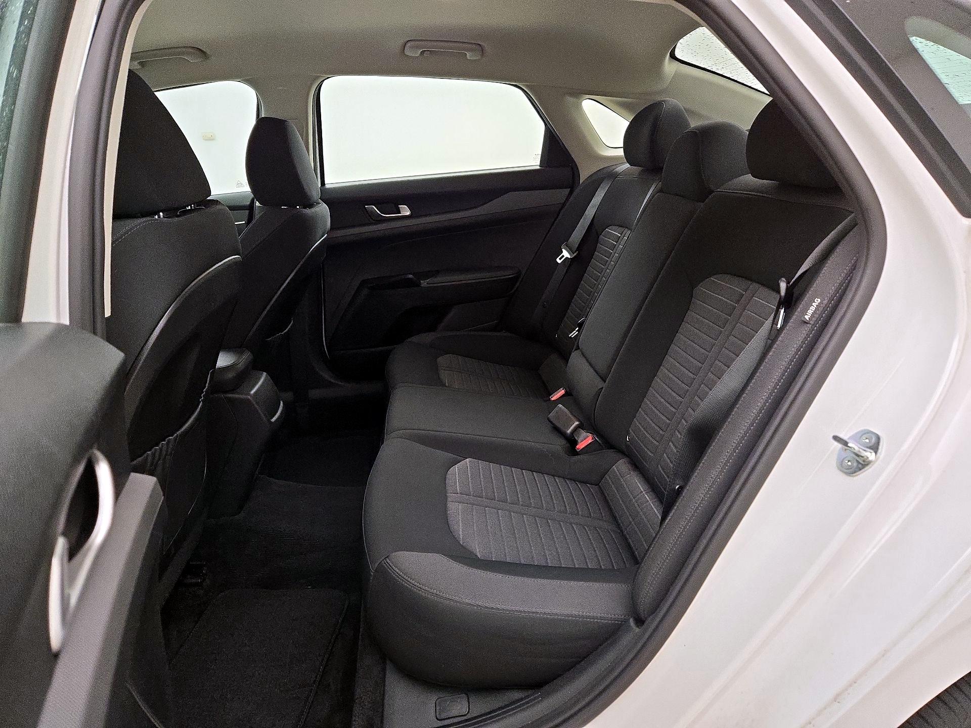 Thumbnail: 2025 Kia K5 - 19