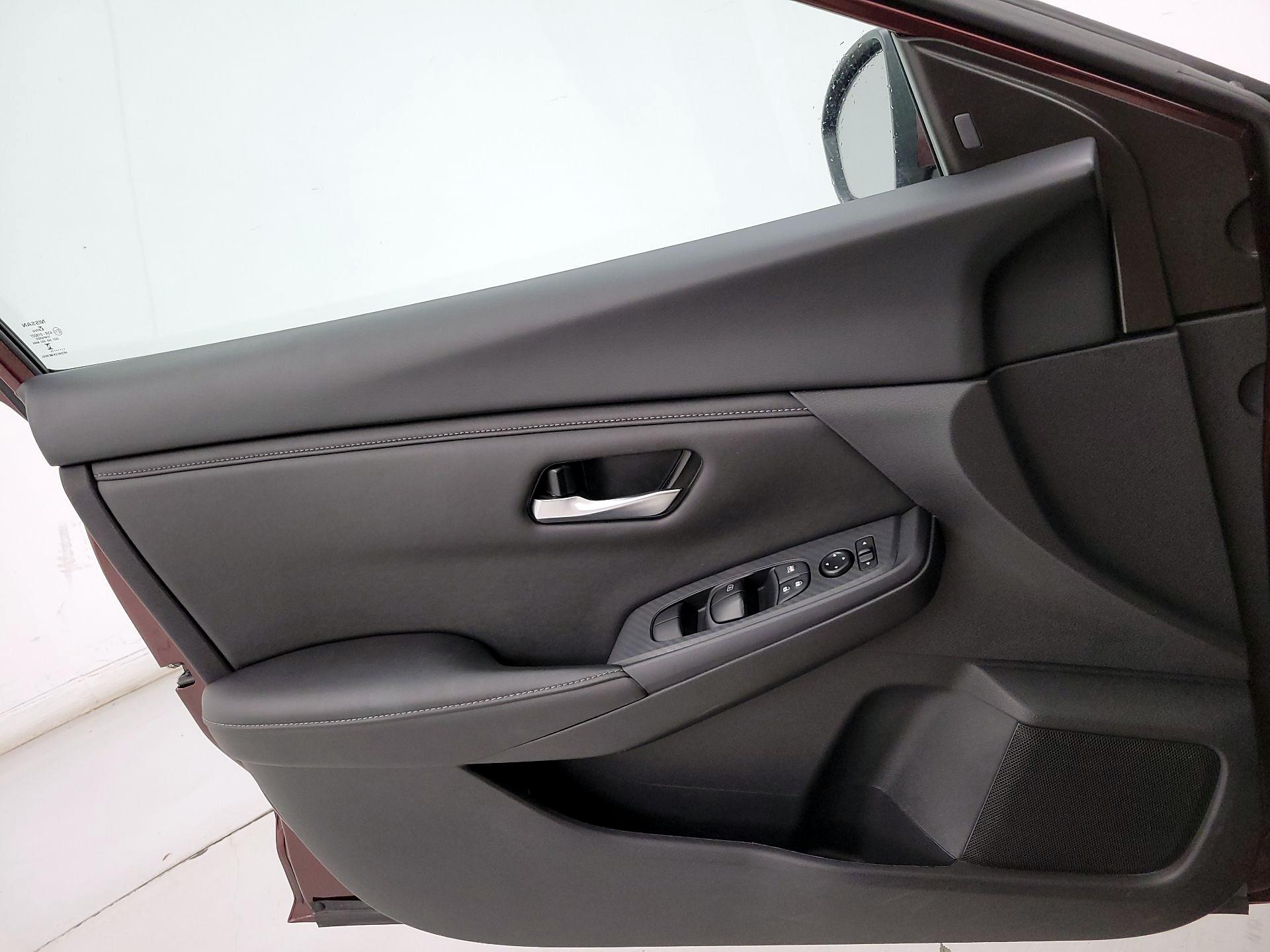 Thumbnail: 2025 Nissan Sentra - 12