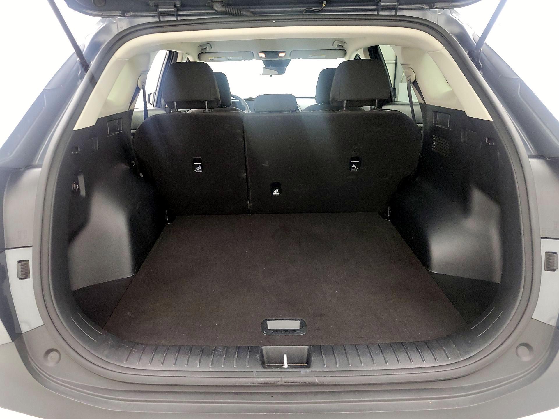 Thumbnail: 2025 Kia Sportage - 18