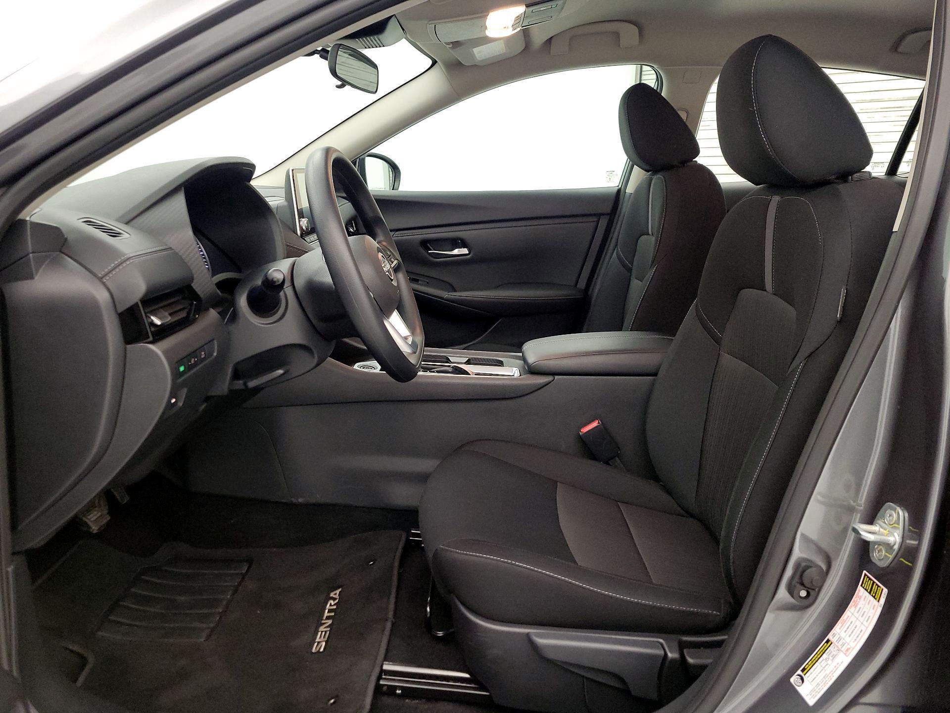Thumbnail: 2025 Nissan Sentra - 11