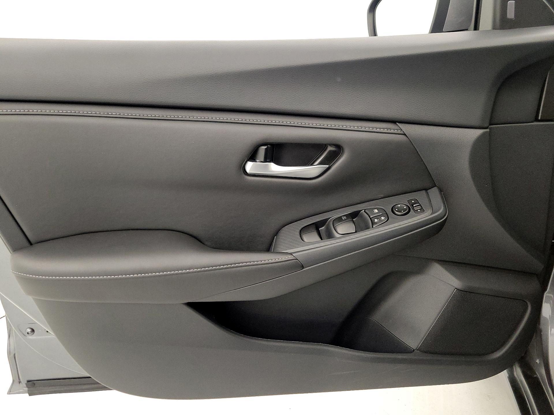 Thumbnail: 2025 Nissan Sentra - 12