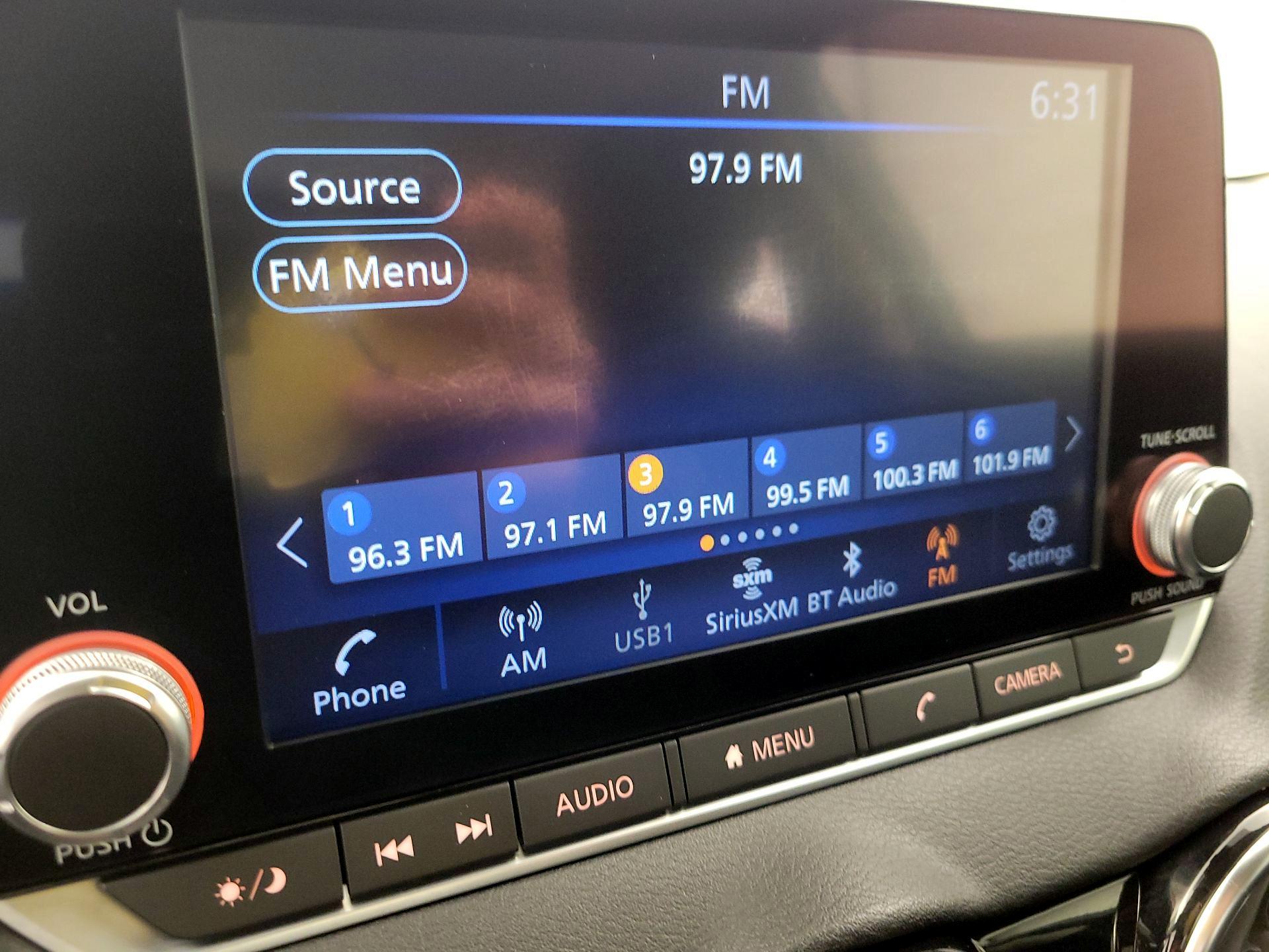 Thumbnail: 2025 Nissan Sentra - 15