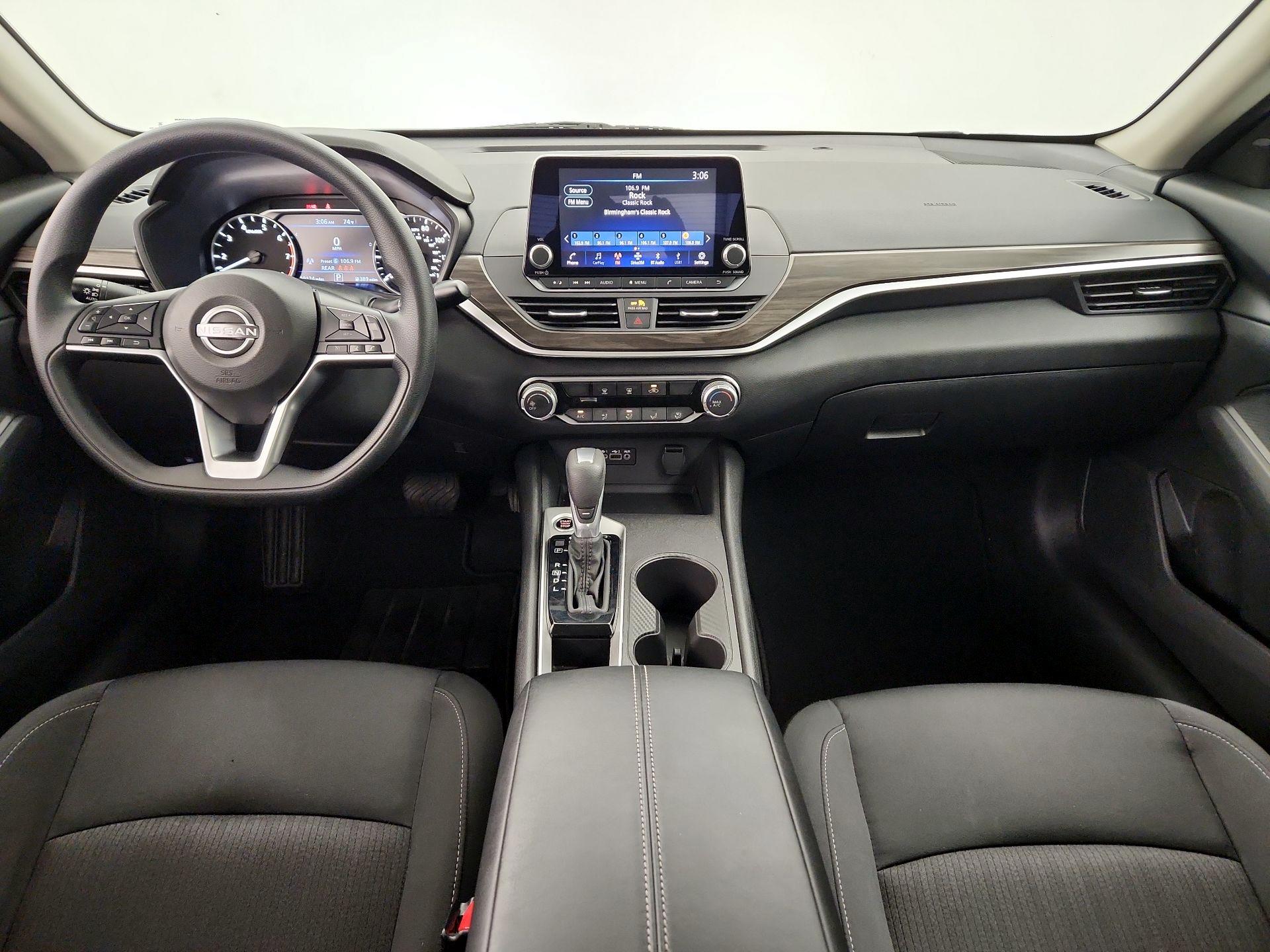 Thumbnail: 2025 Nissan Altima - 9