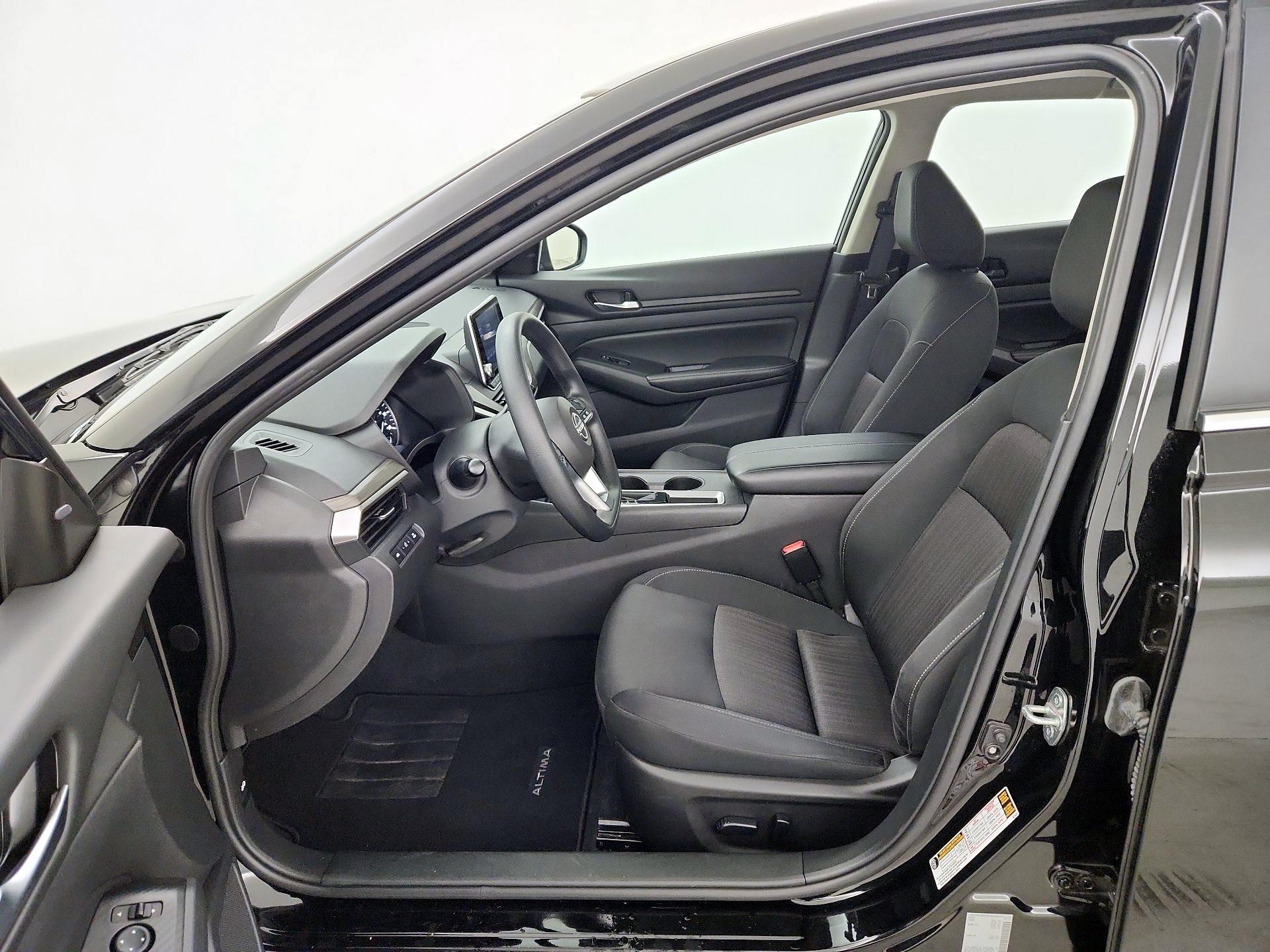 Thumbnail: 2025 Nissan Altima - 11