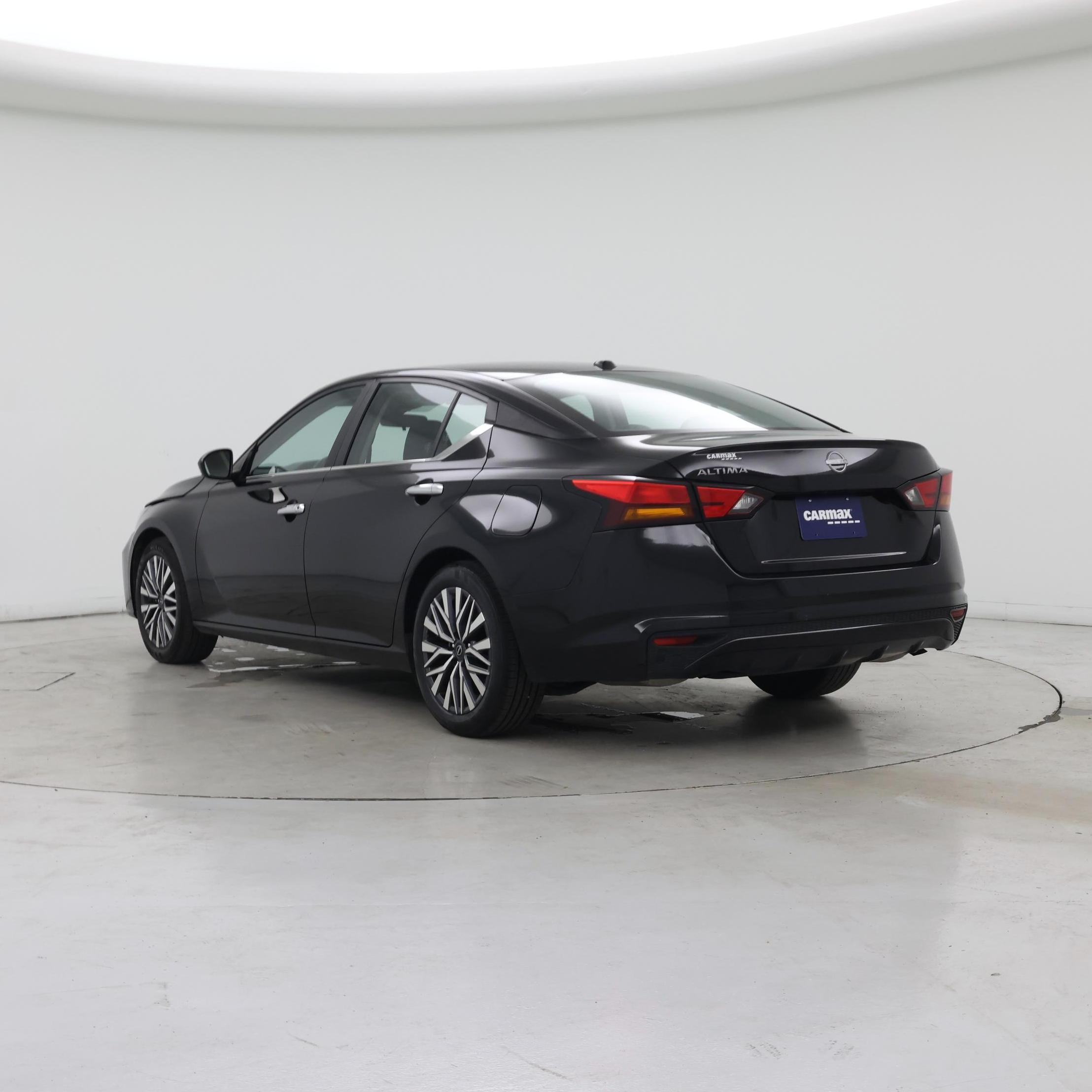Thumbnail: 2025 Nissan Altima - 2